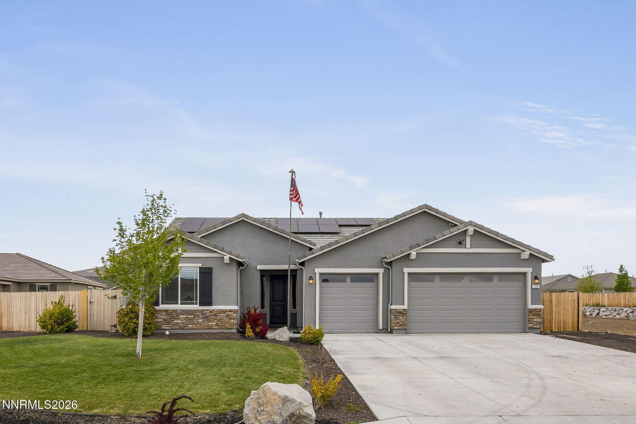 1115 Iron King Dr — photo 1