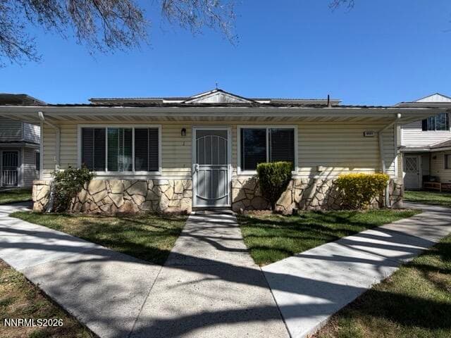 4931 Catalina Dr APT 1 — photo 1