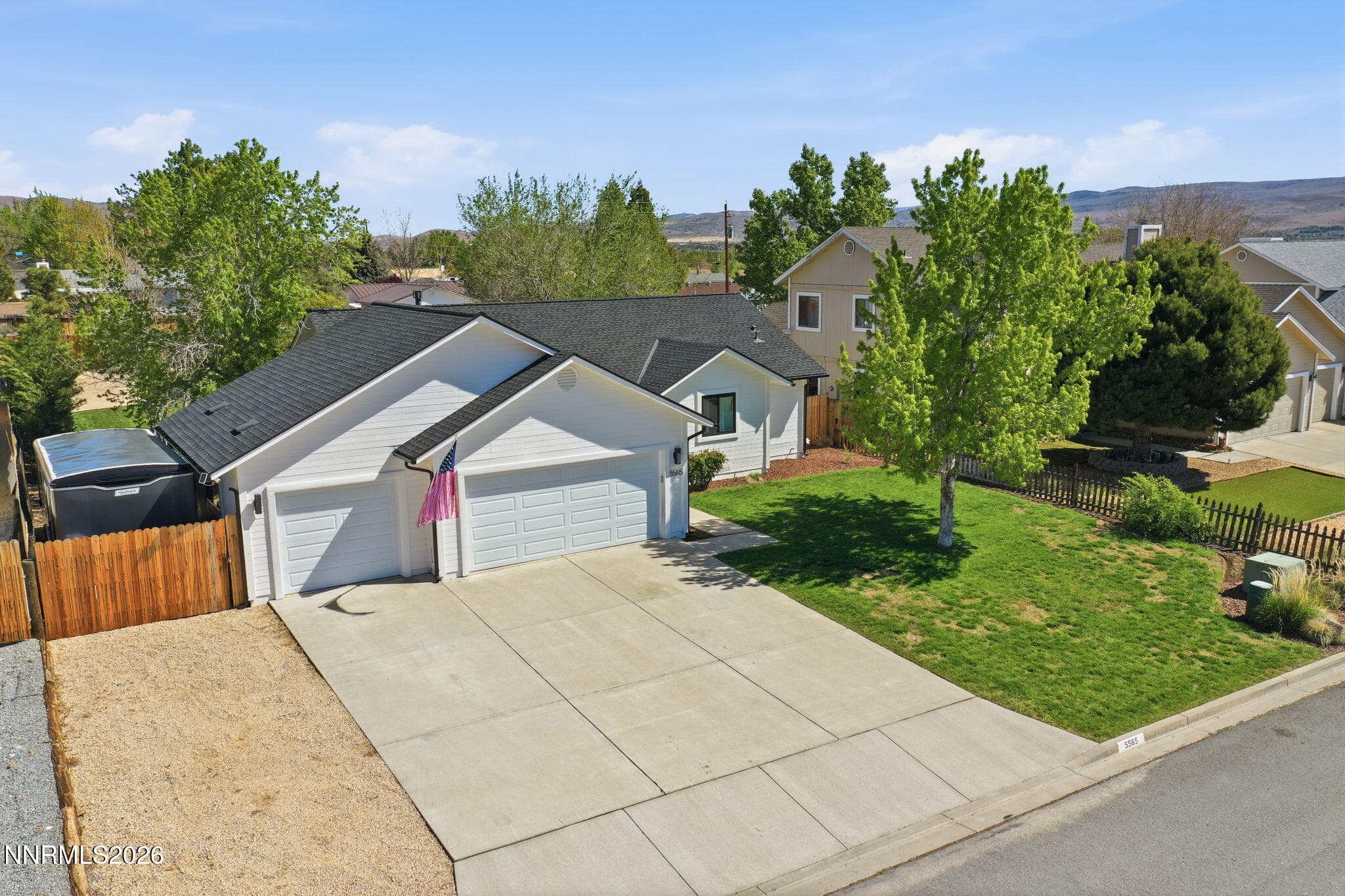 5565 Grasswood Dr — photo 29