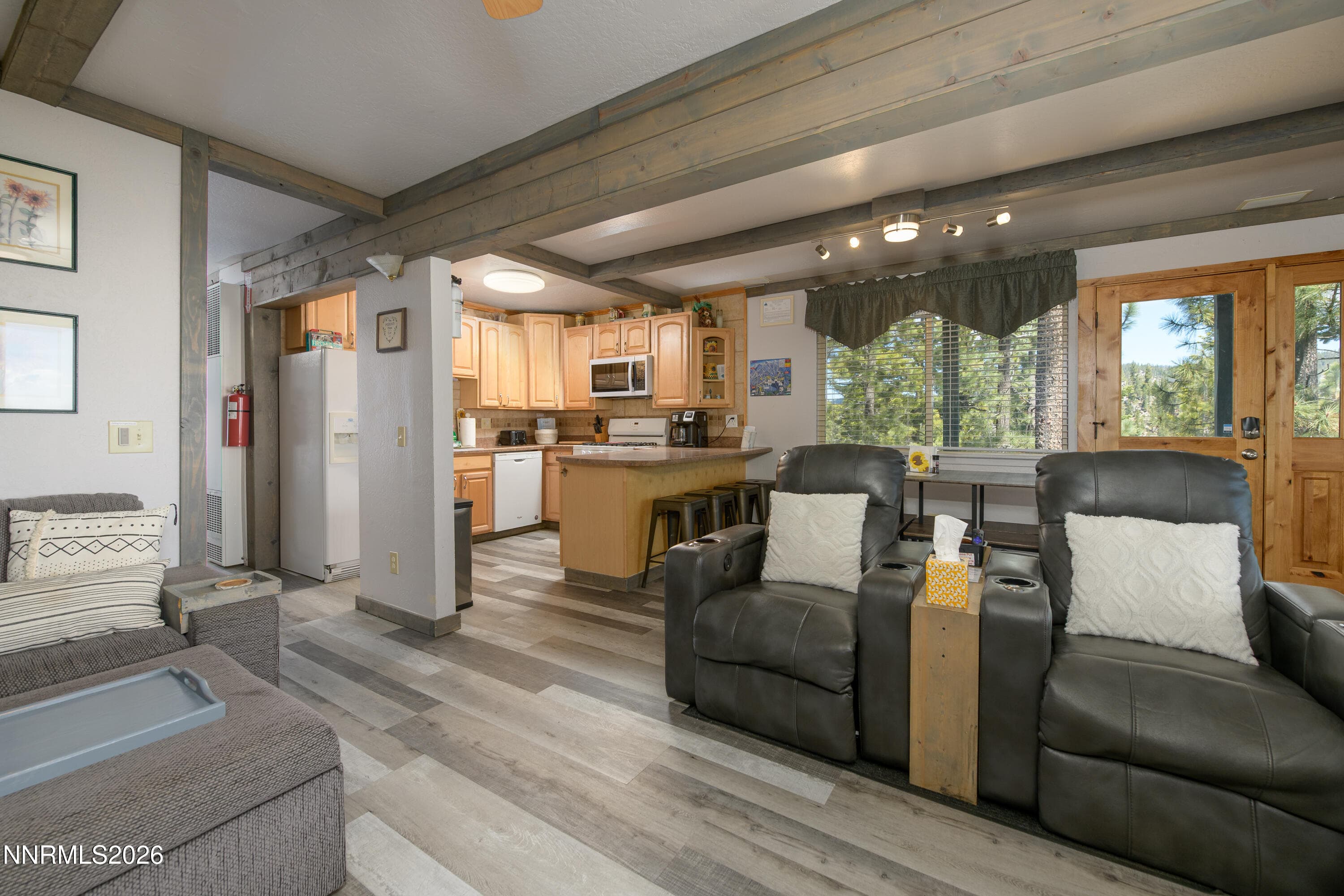 250 ORION LN - Photo 3