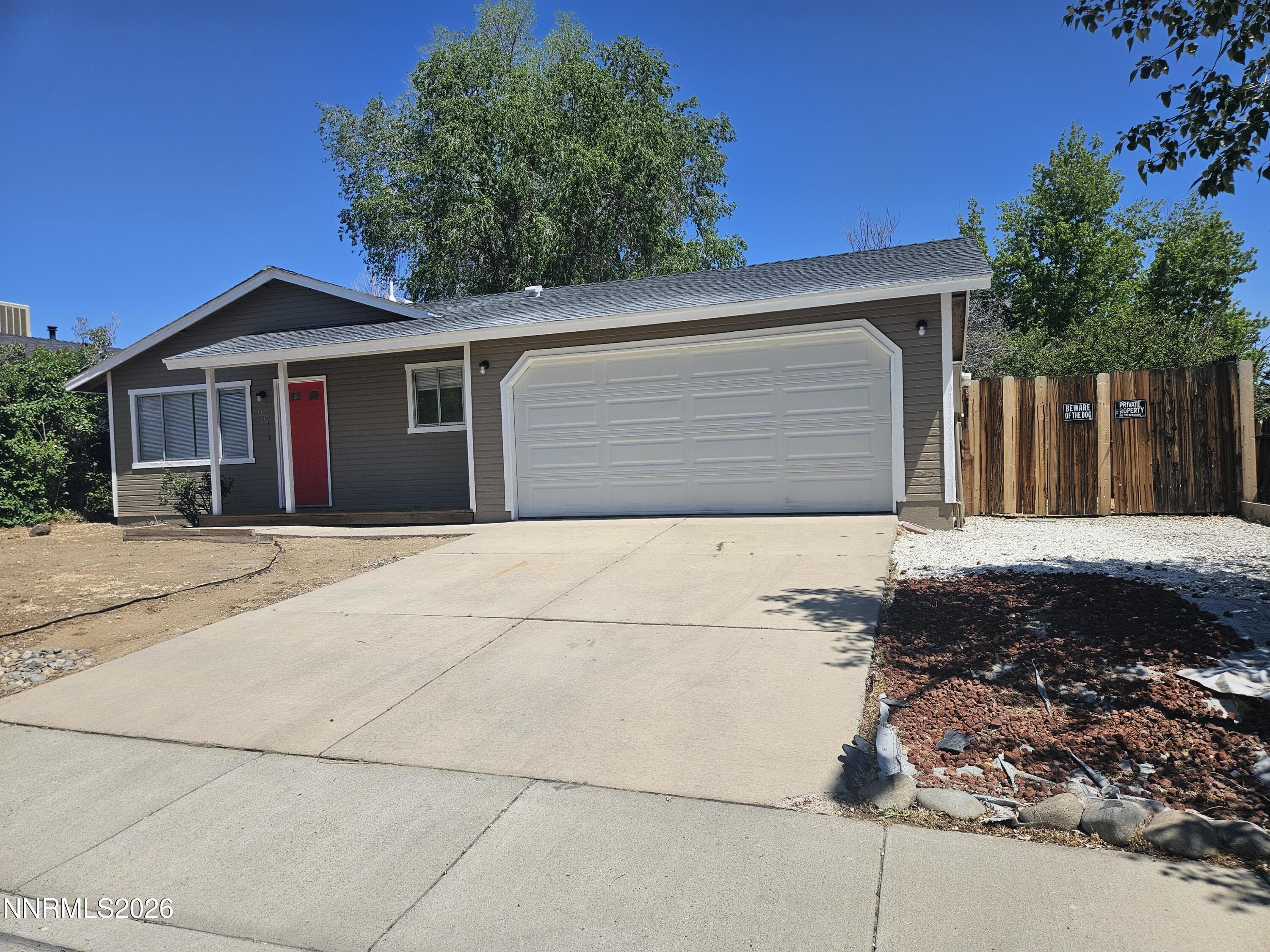 931 Ladera Dr — photo 2