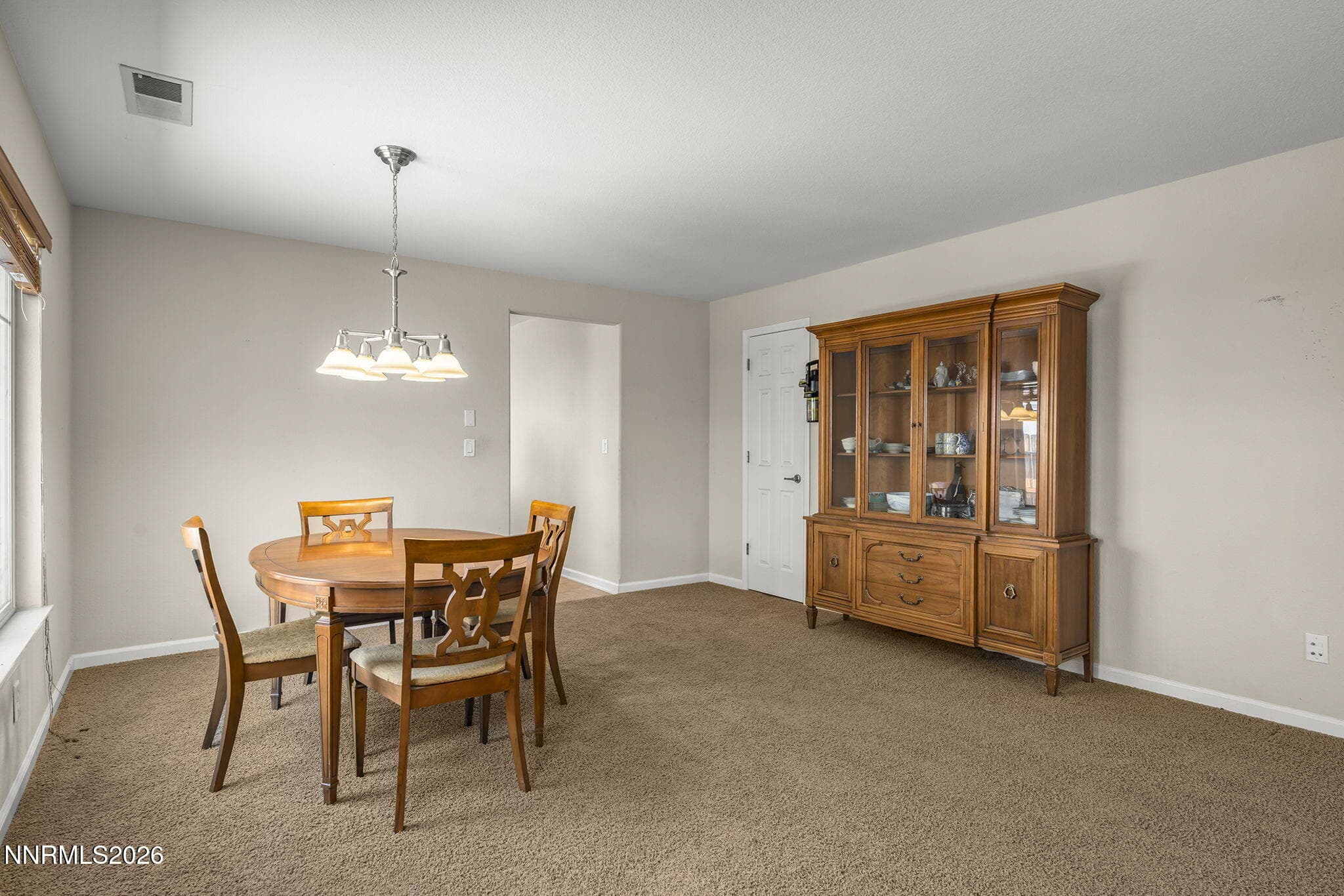 9140 GILVARRY ST - Photo 5
