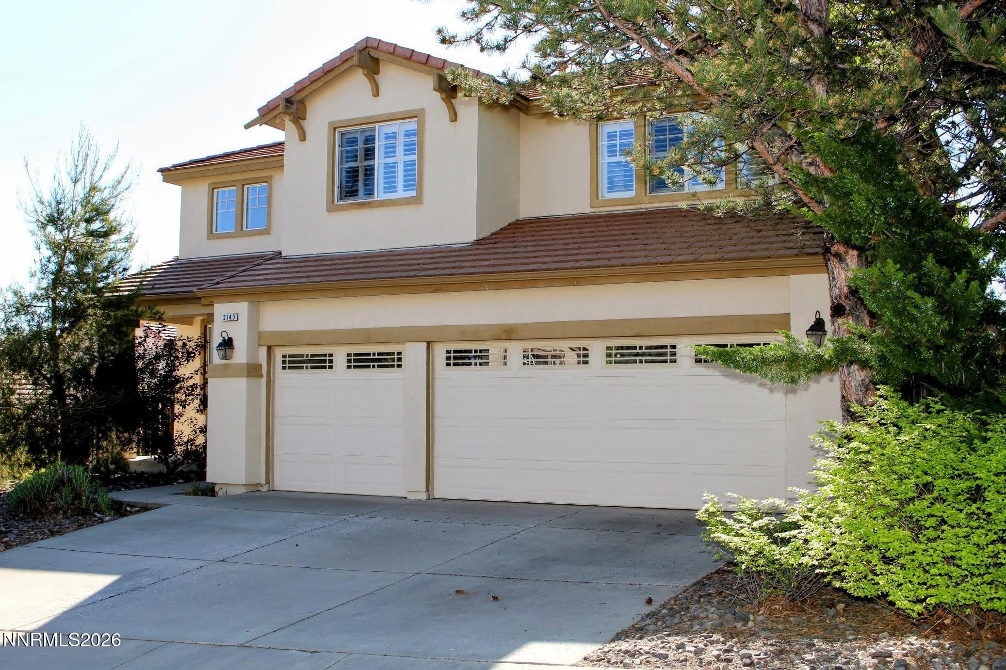 2740 Manzanita Ln — photo 2