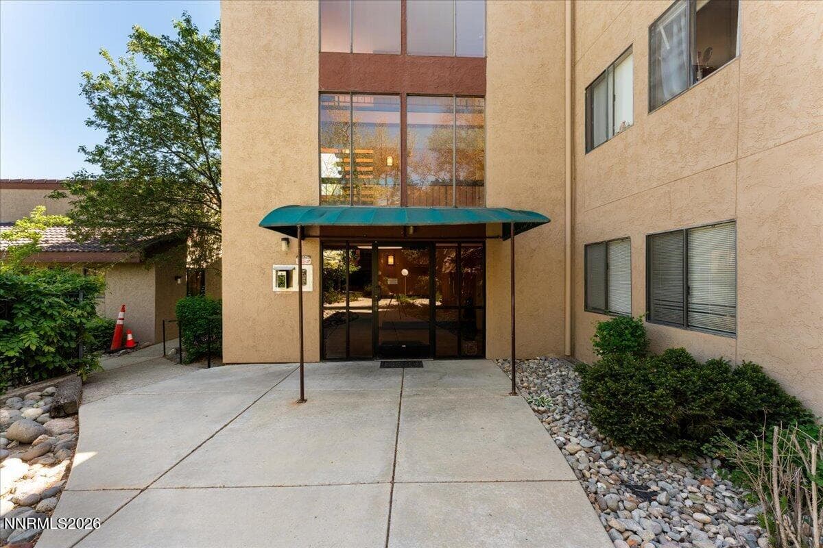 1000 Beck St UNIT 167 — photo 2