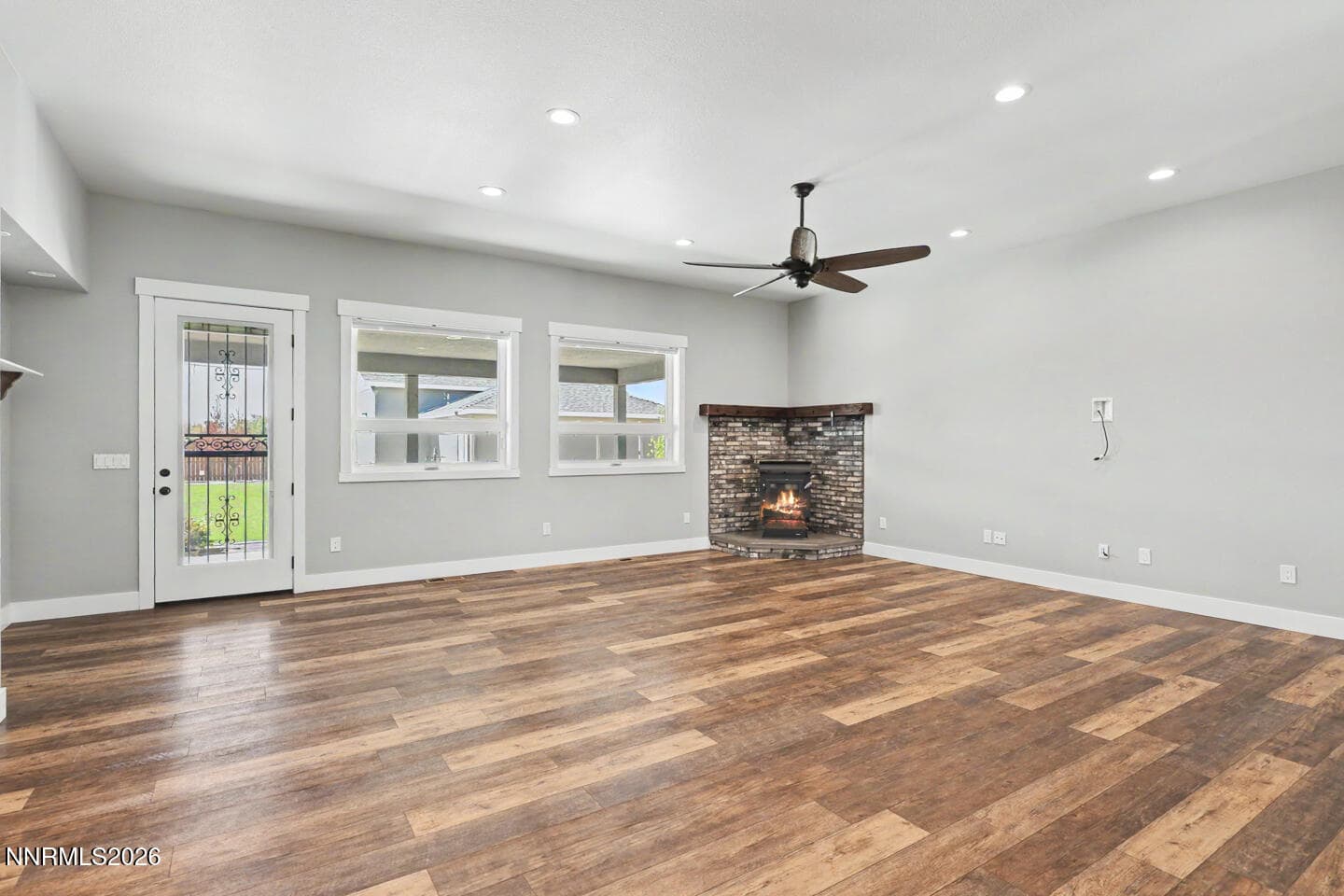 1345 JULIE LN - Photo 5