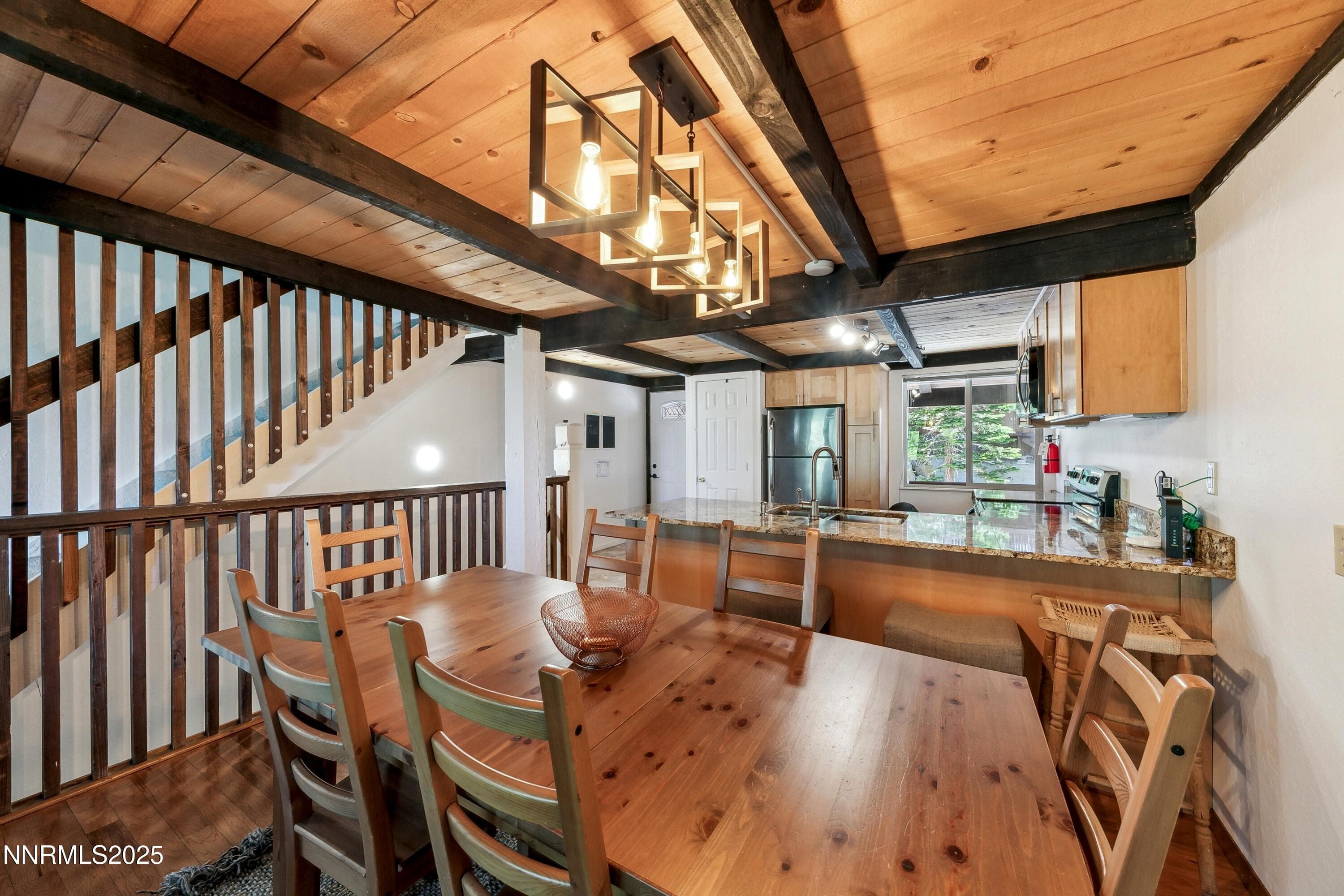 275 TRAMWAY DR - See more photos