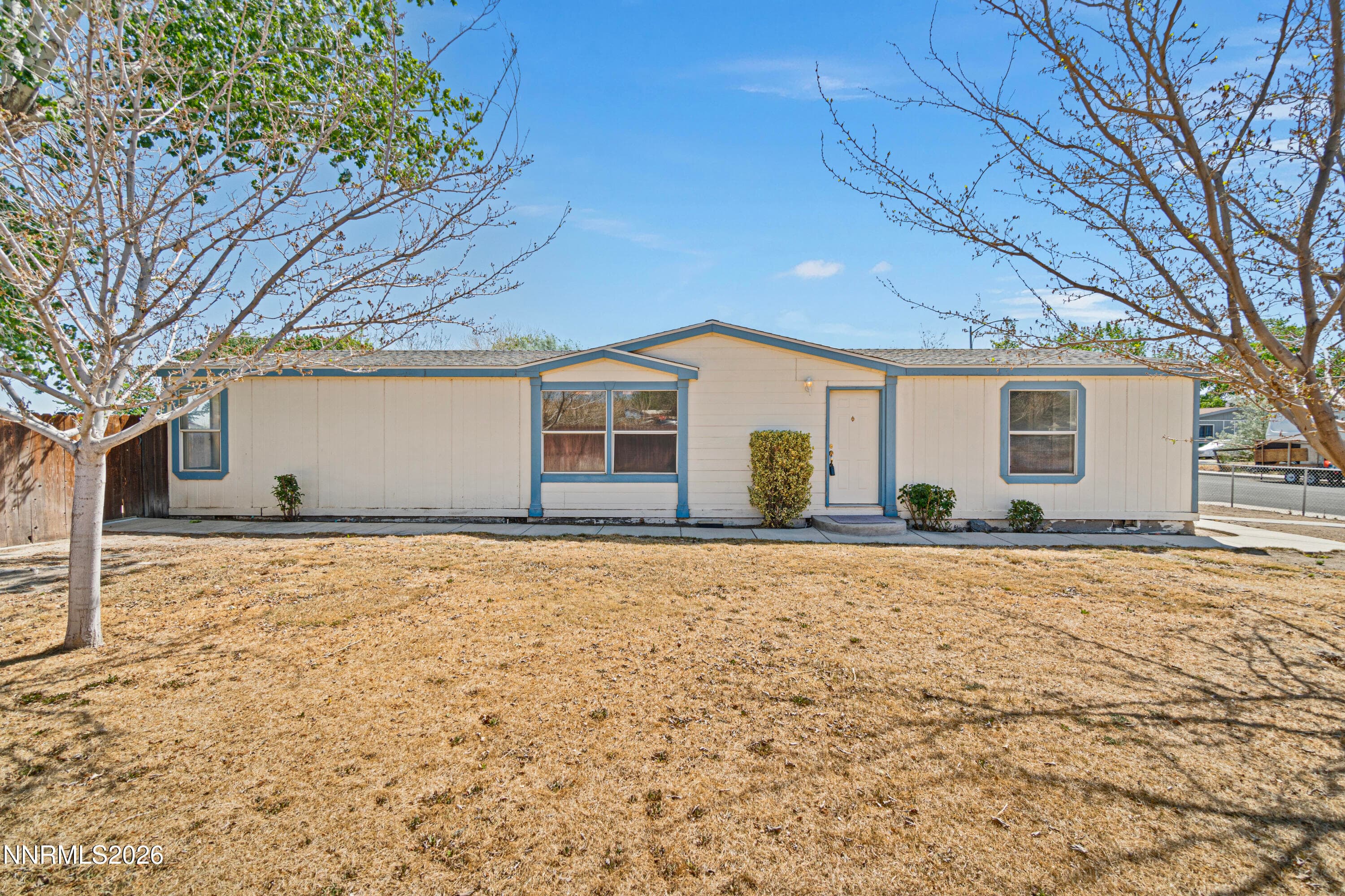 812 SCOTT DR - Photo 4