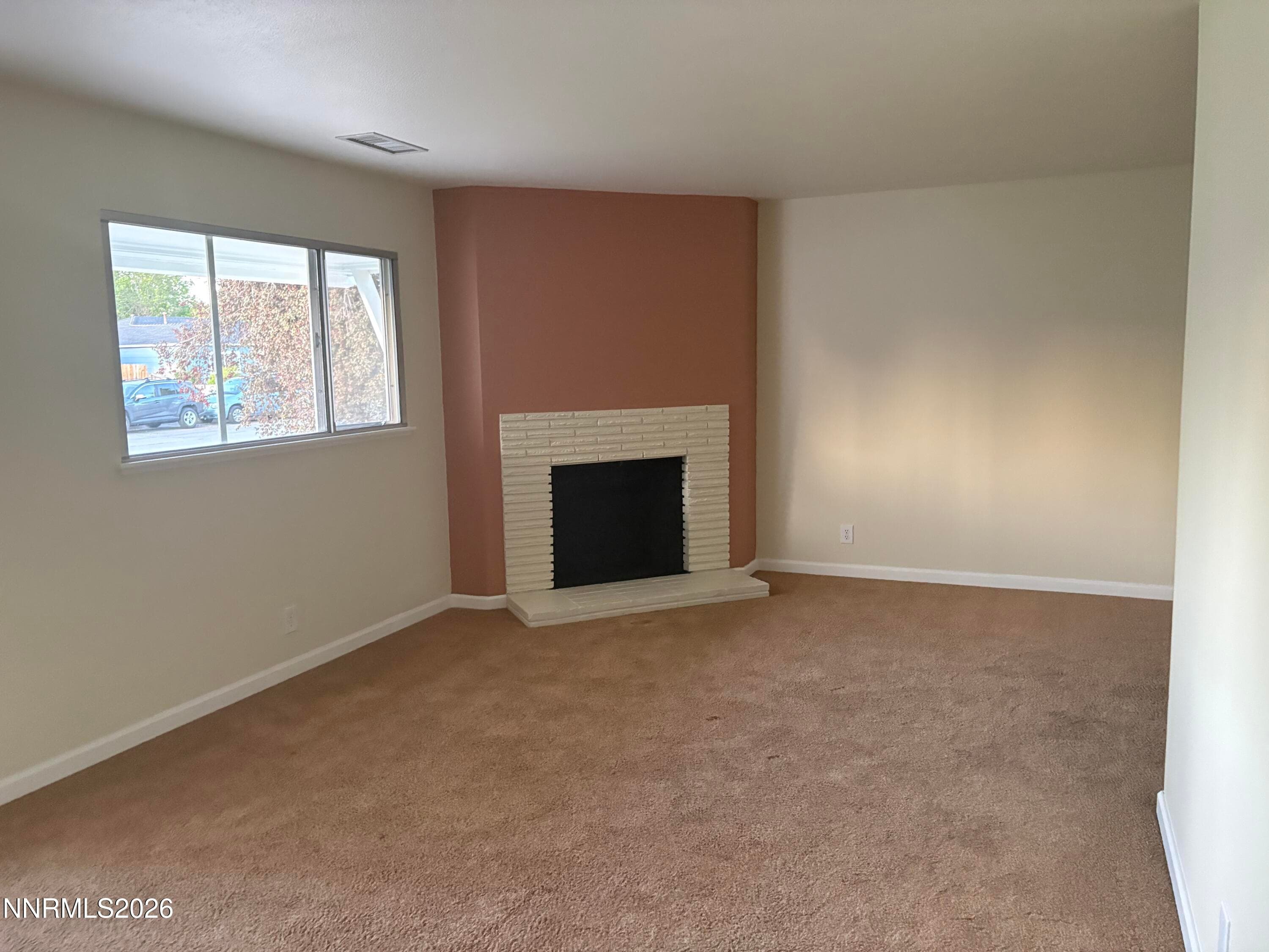 1265 UPTON WAY - Photo 4