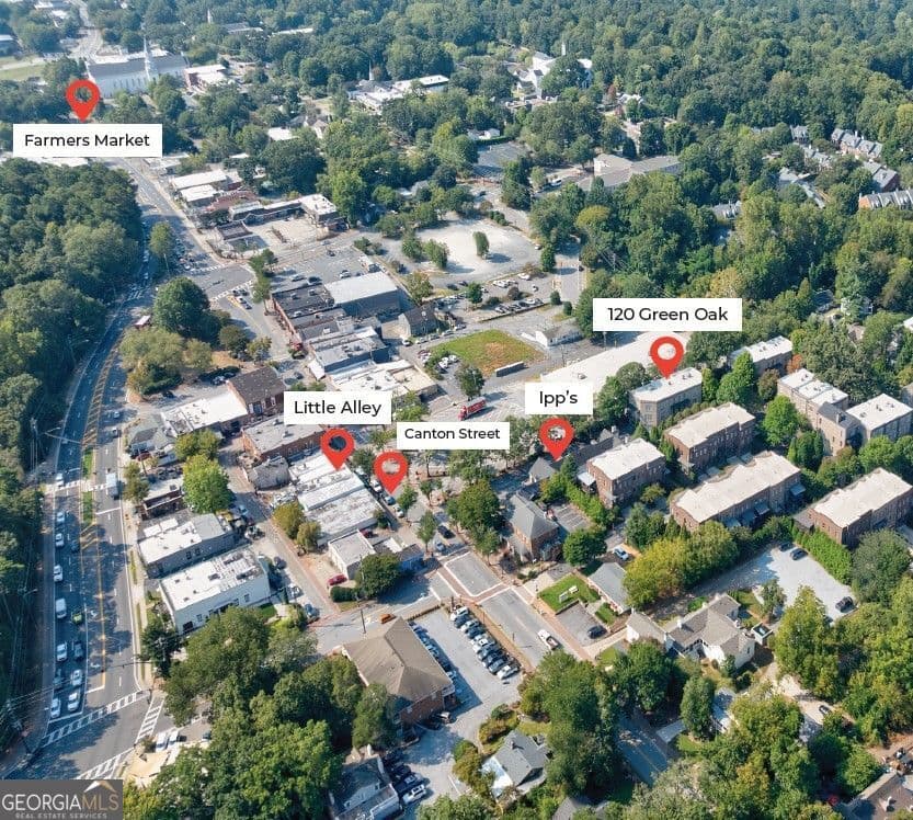 120 Green Oak Dr — photo 2