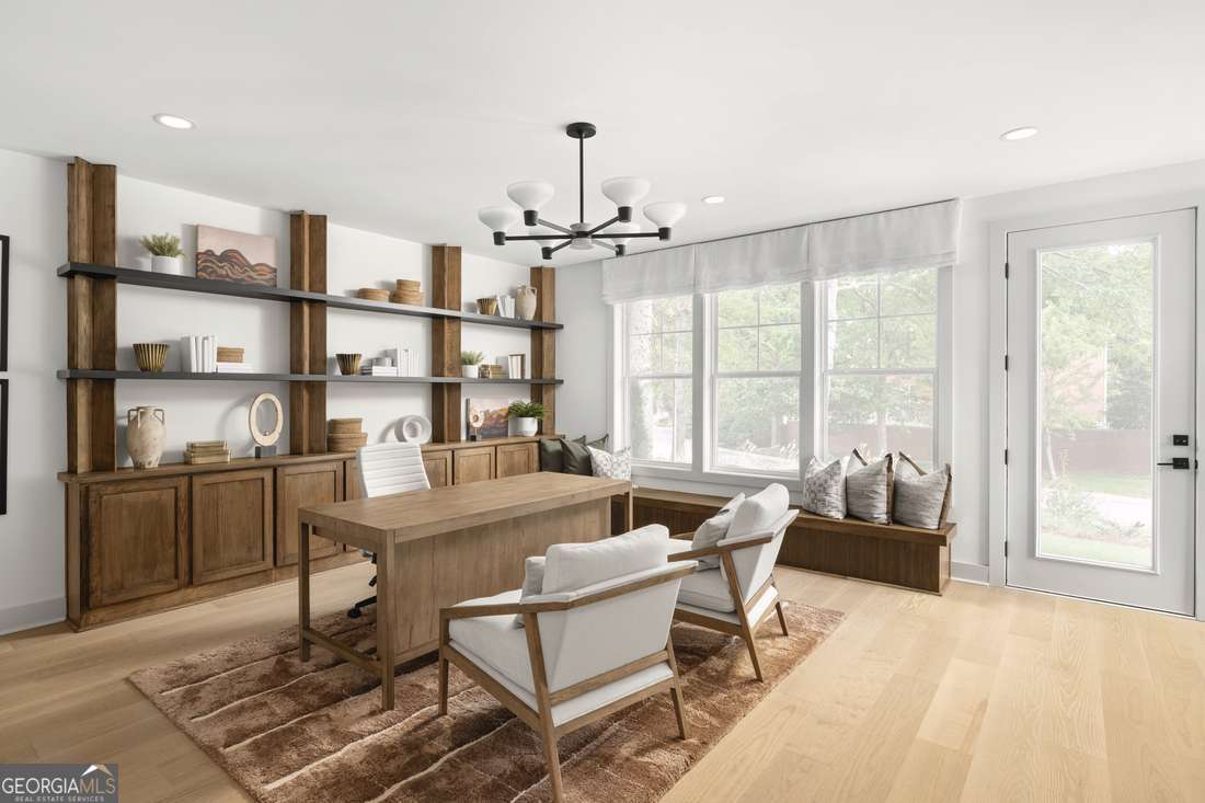 2248 Crestview Dr 33 — photo 2