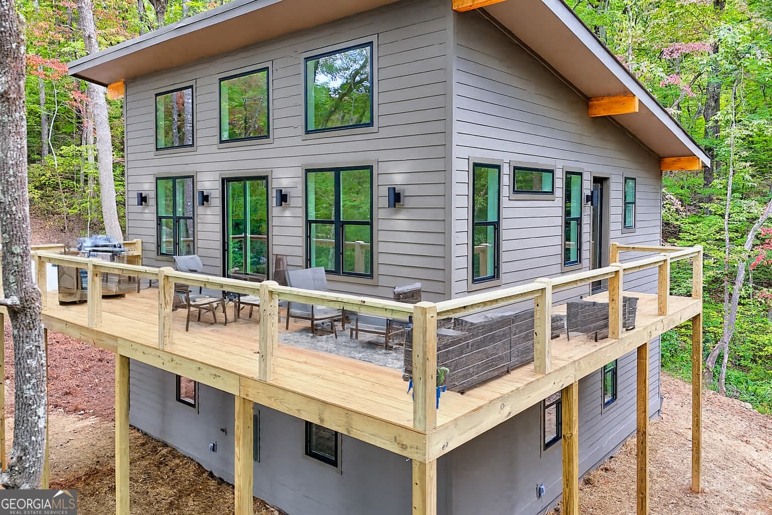 673 Autumn Ridge Dr — photo 1