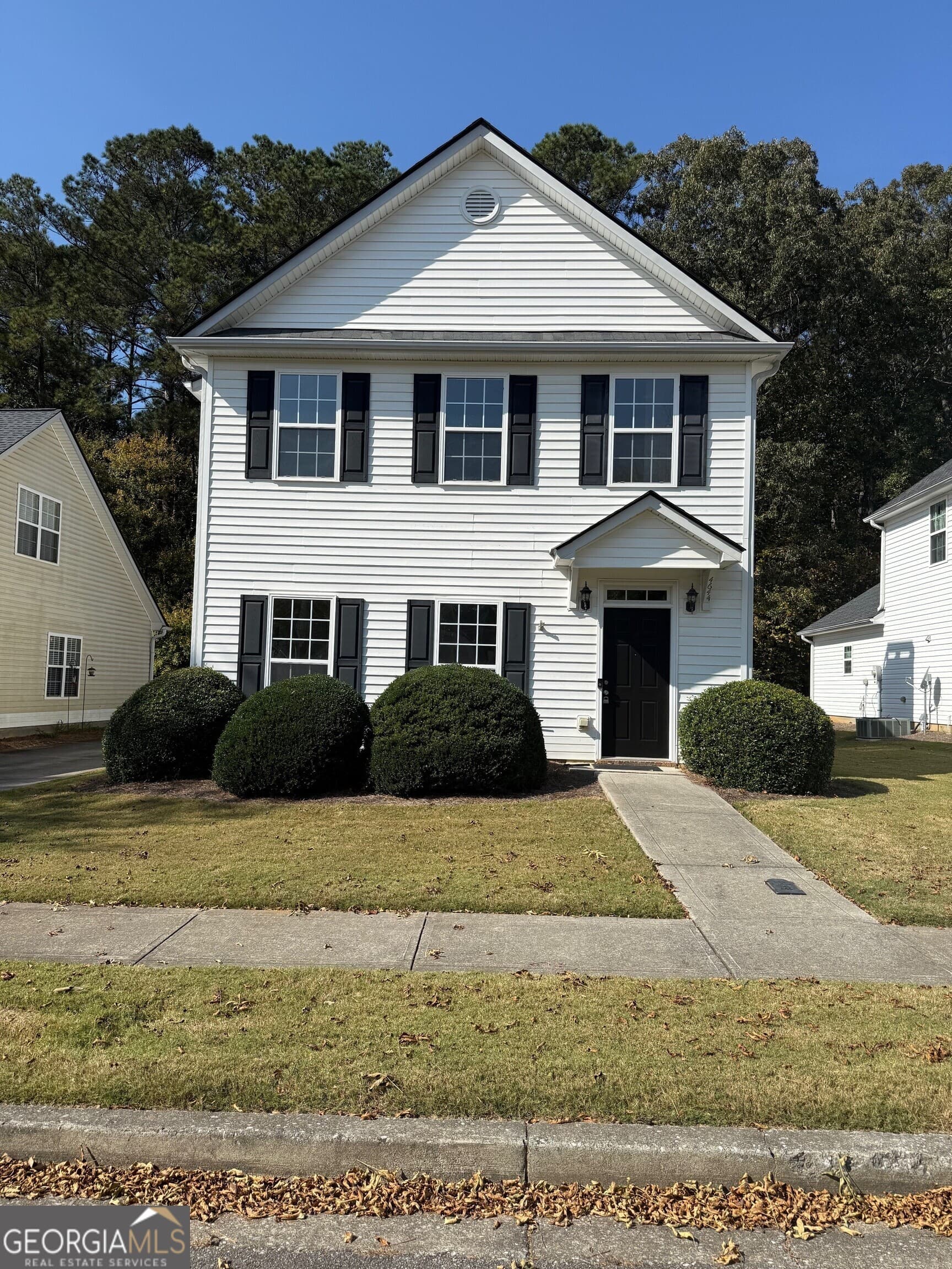 4644 Liberty Square Dr — photo 1