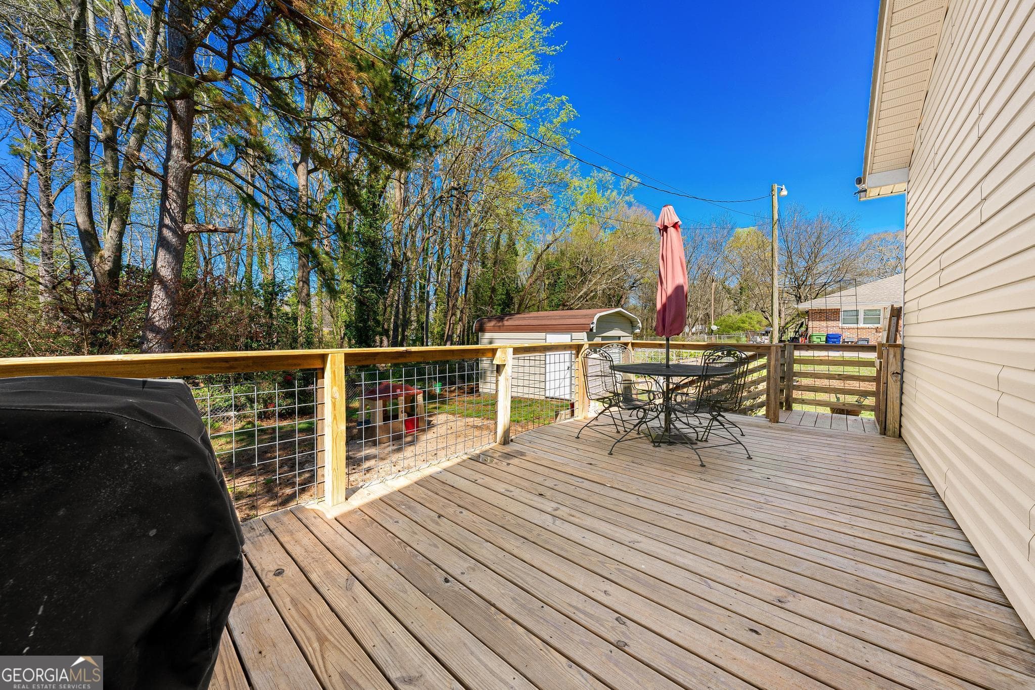 1517 E Church St — photo 2