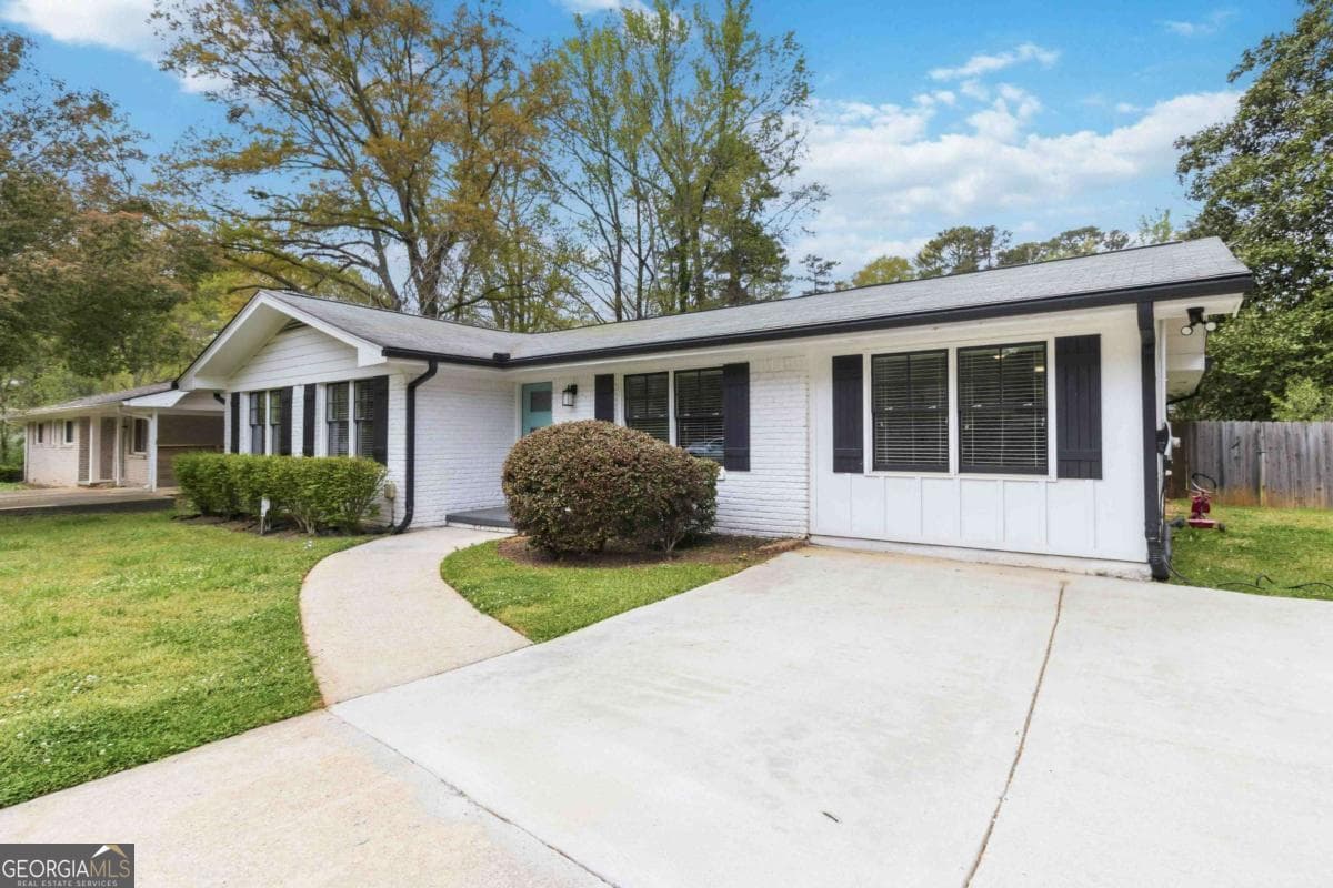 3196 Convair Ln — photo 1