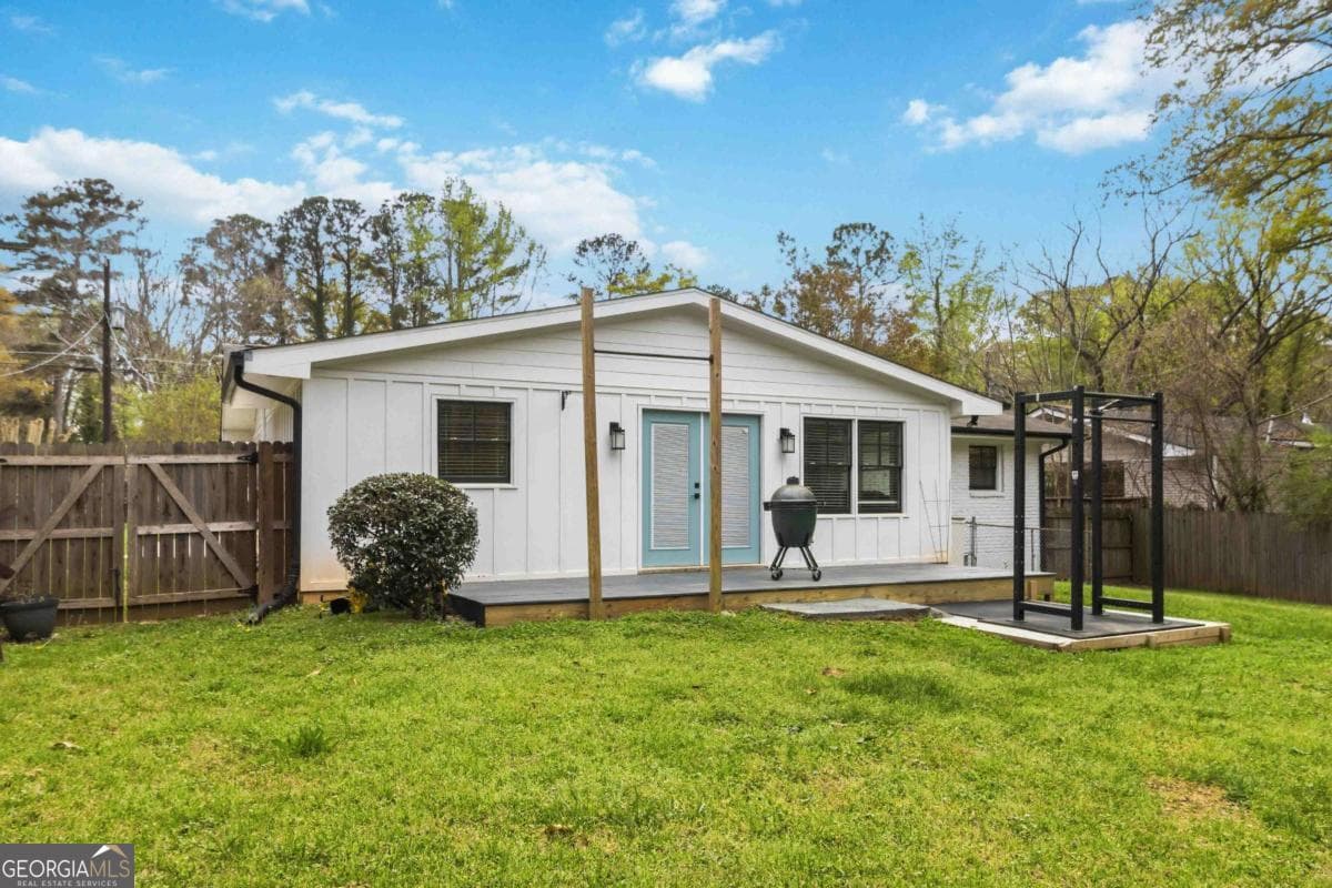 3196 Convair Ln — photo 33