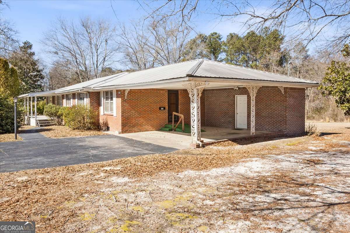 9988 Stockmar Rd — photo 2