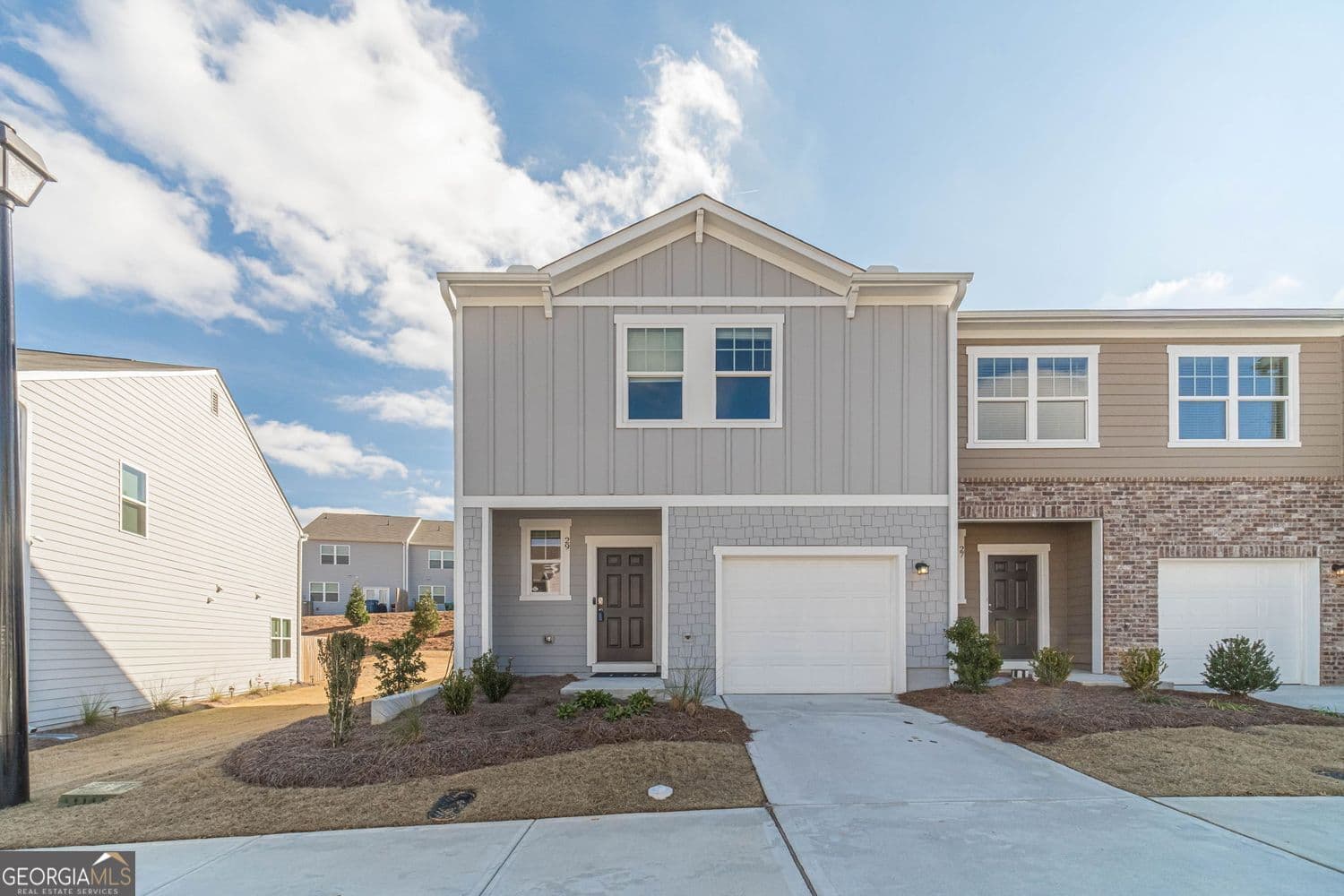 29 Padley Dr — photo 1