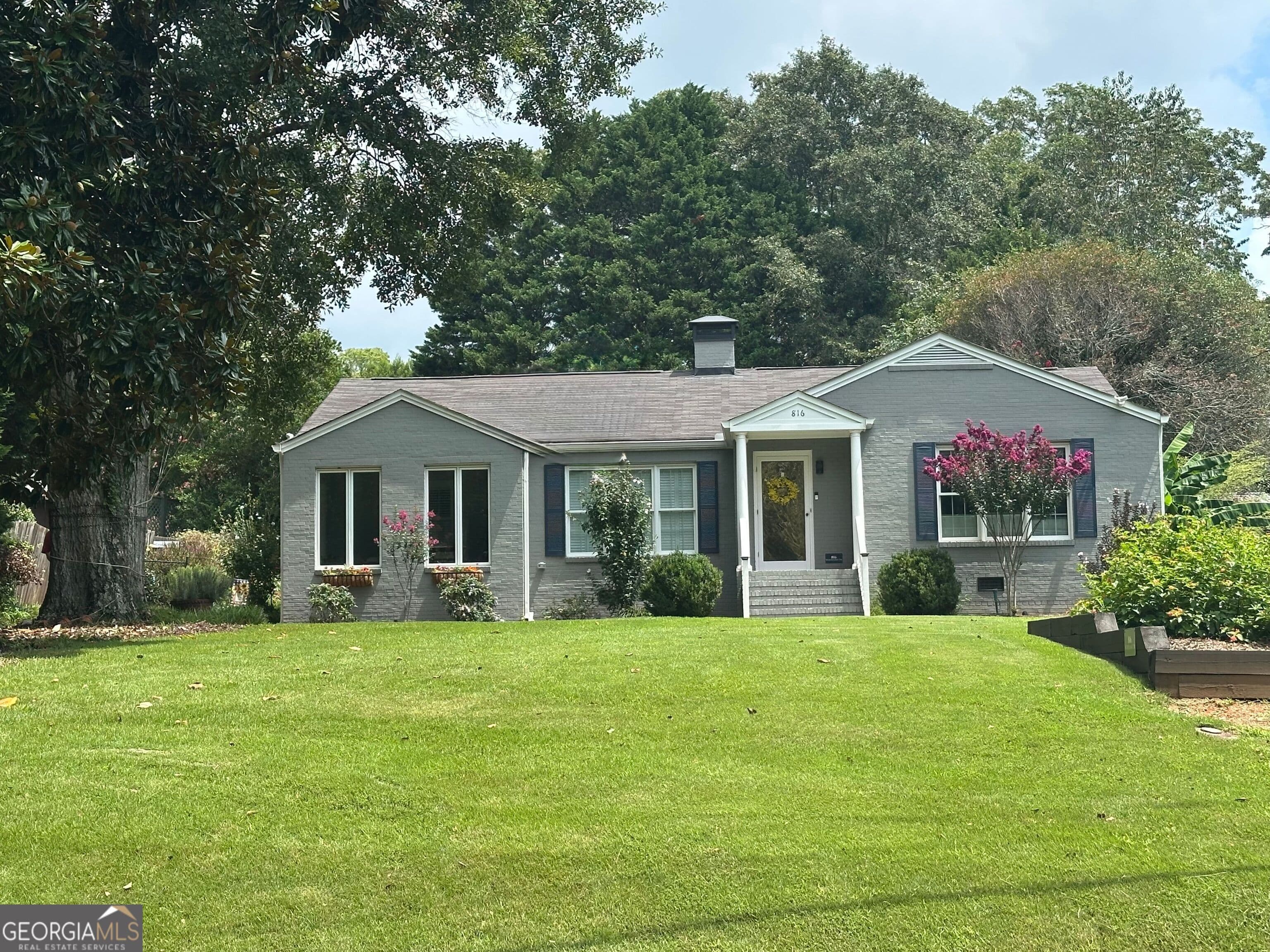 816 Woodland Dr — photo 2