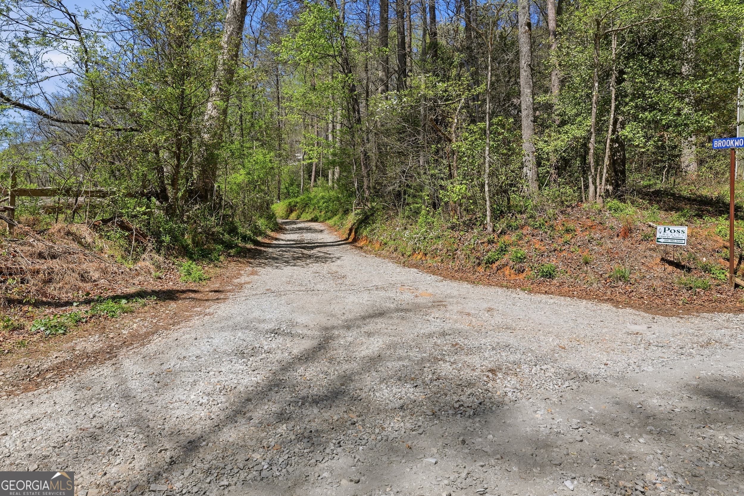 341 Brookwood Ln — photo 96