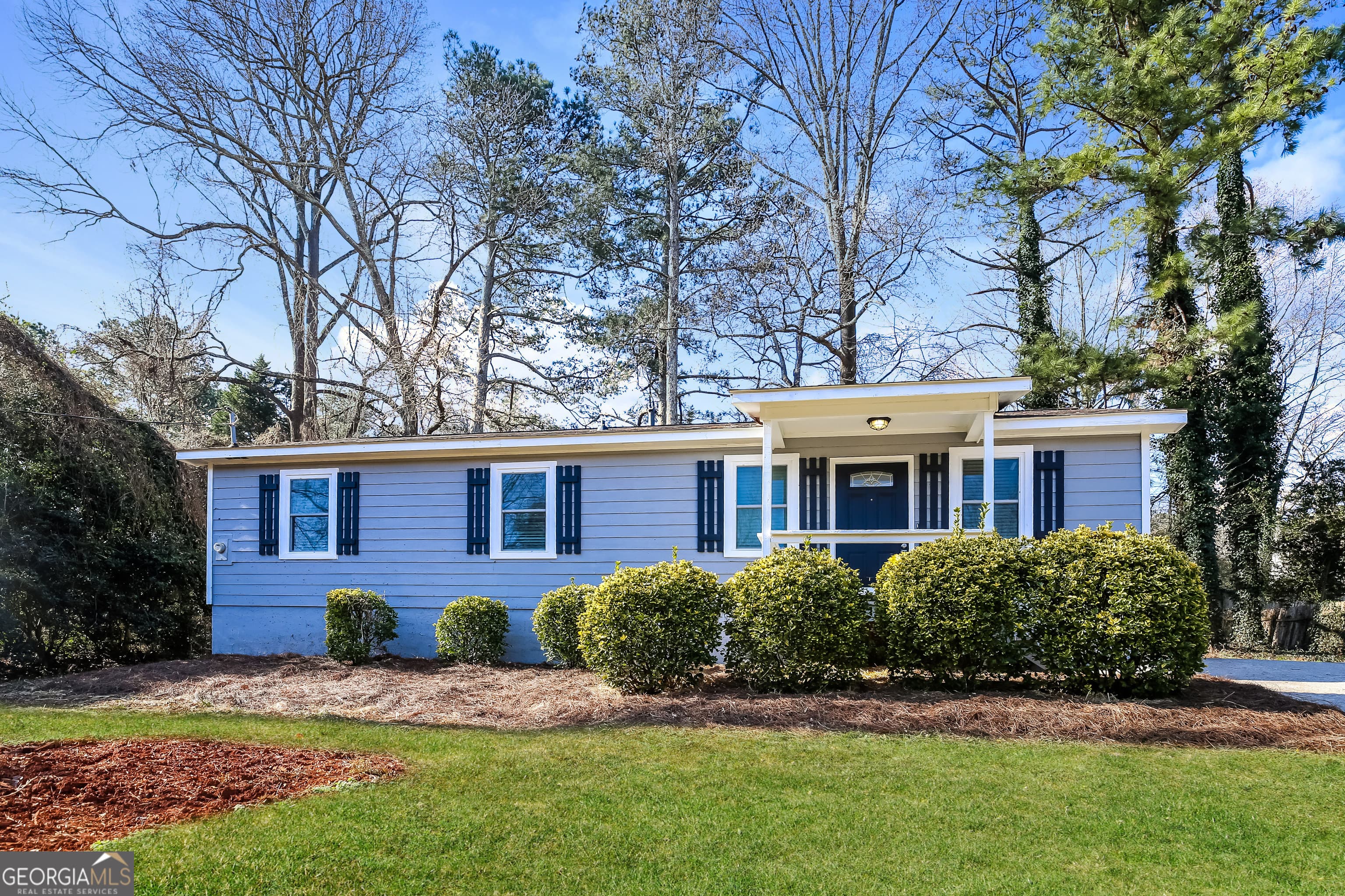 781 Brighton Dr — photo 1