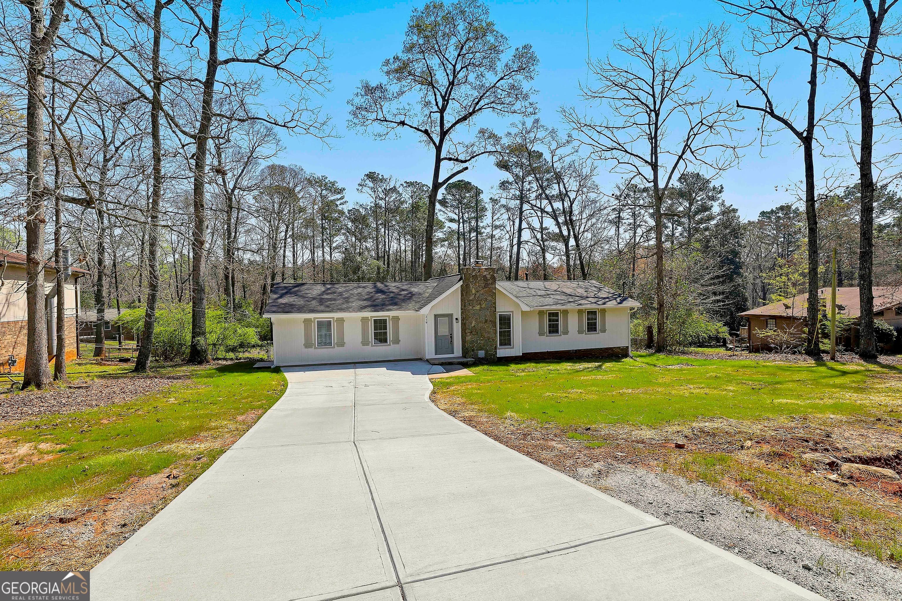 218 Hyde Circle — photo 2