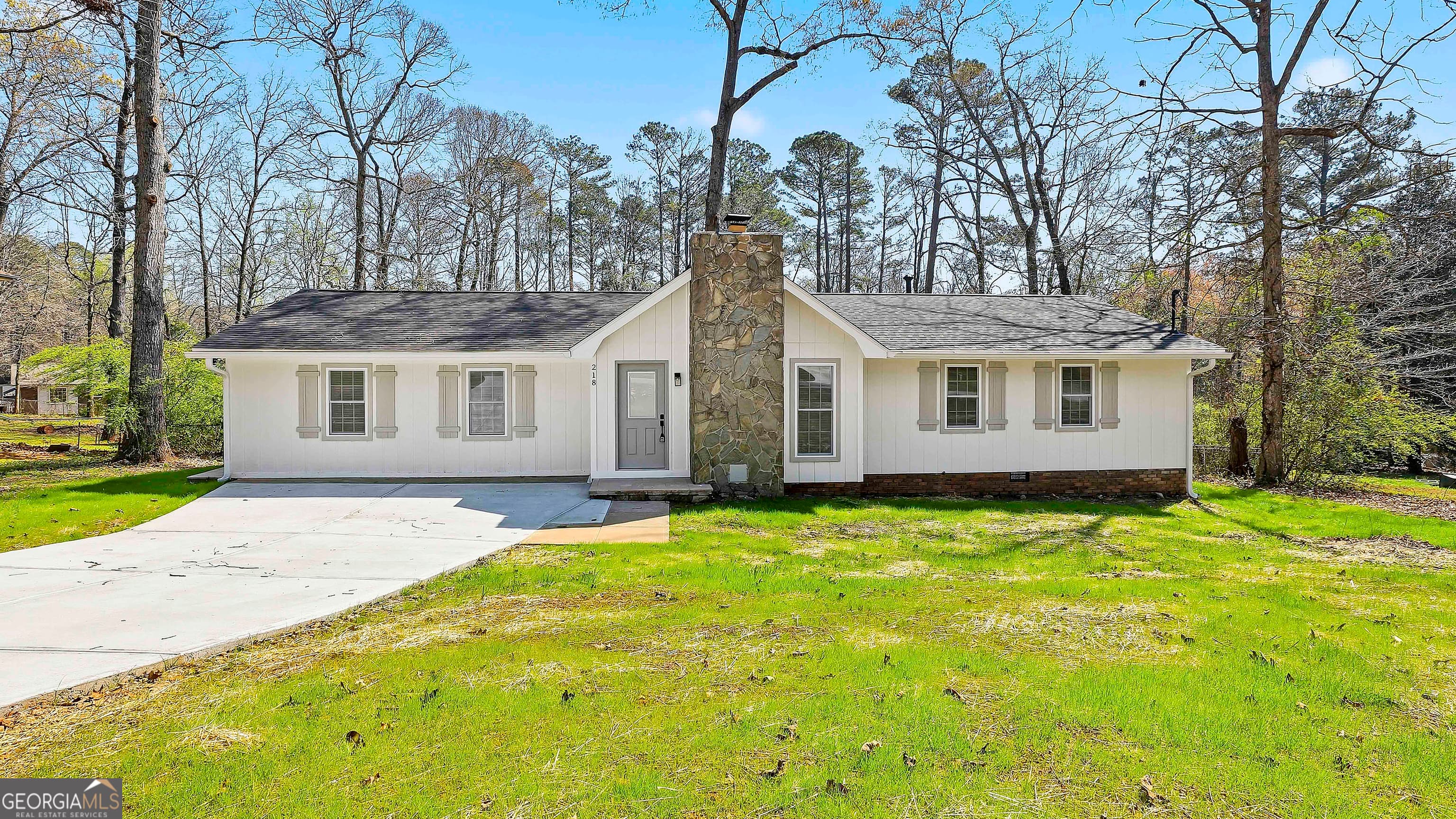 218 Hyde Circle — photo 1