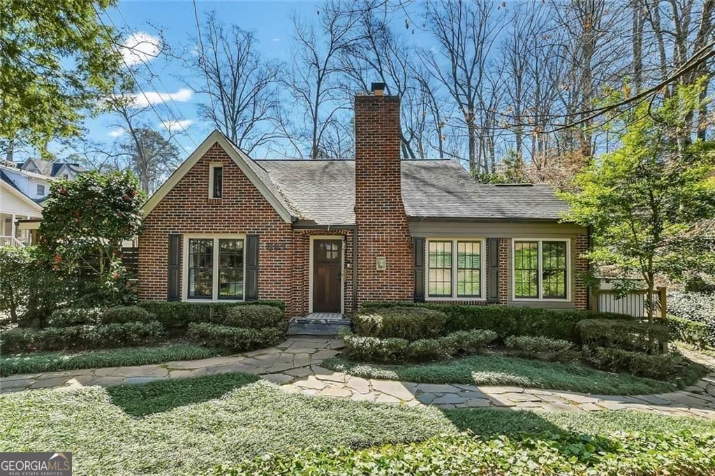 663 Amsterdam Ne Ave — photo 2