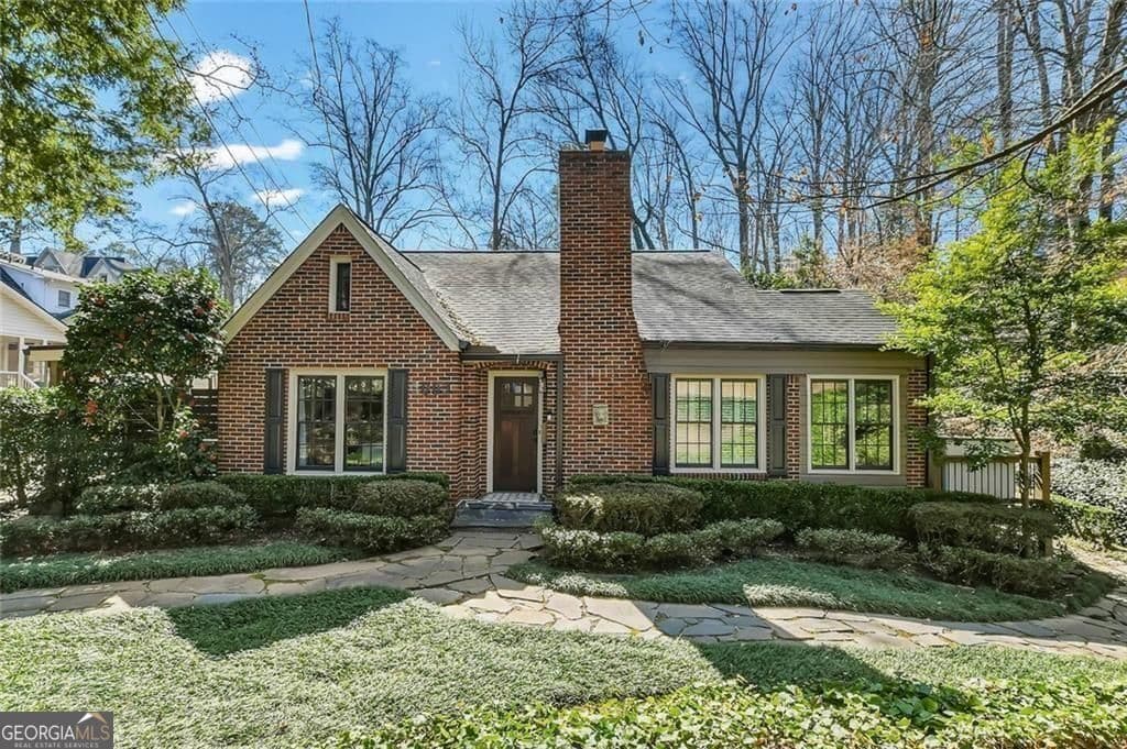 663 Amsterdam Ne Ave — photo 1