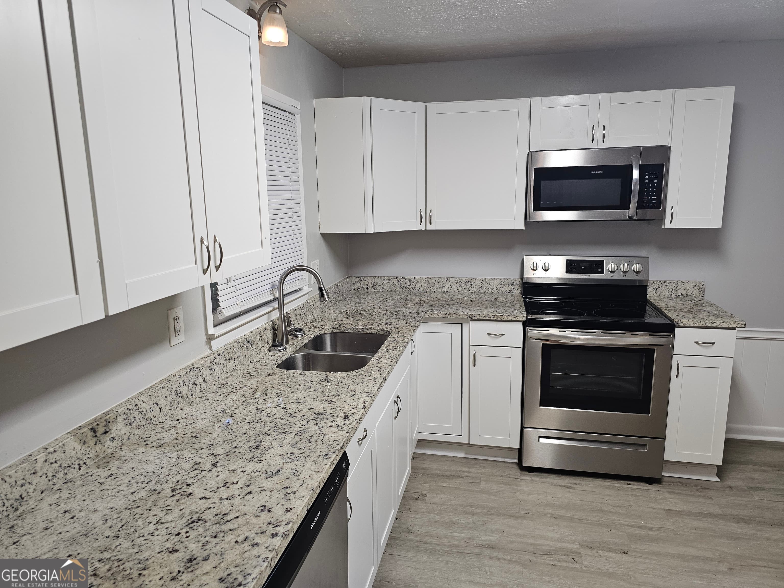 2858 Davidson Dr 2858 — photo 2