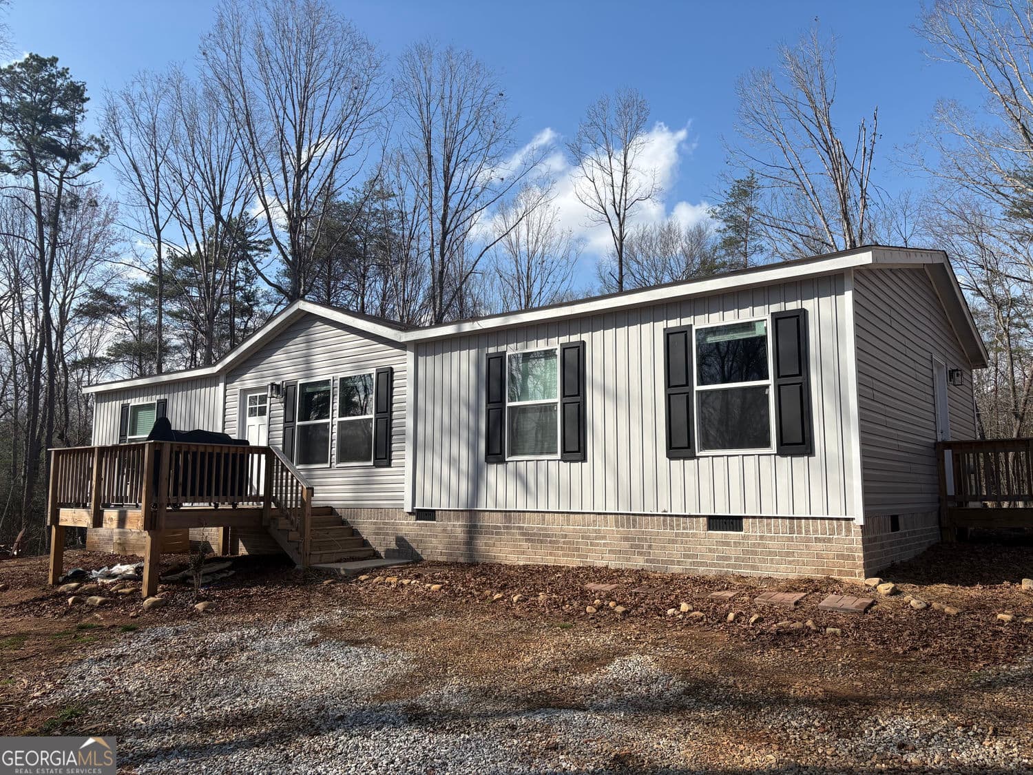 643 Old Ridge Rd — photo 1