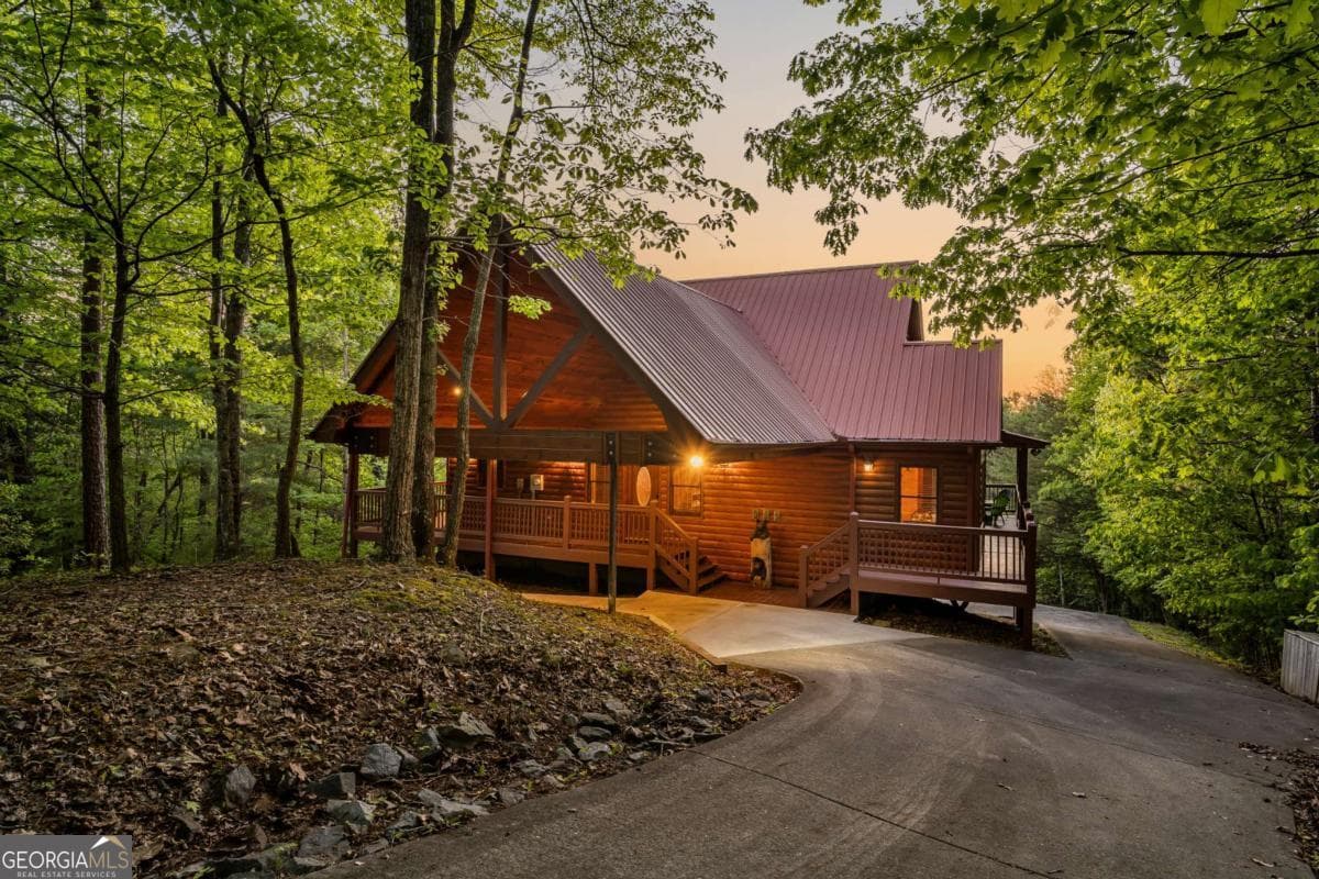 433 Spruce Circle — photo 2