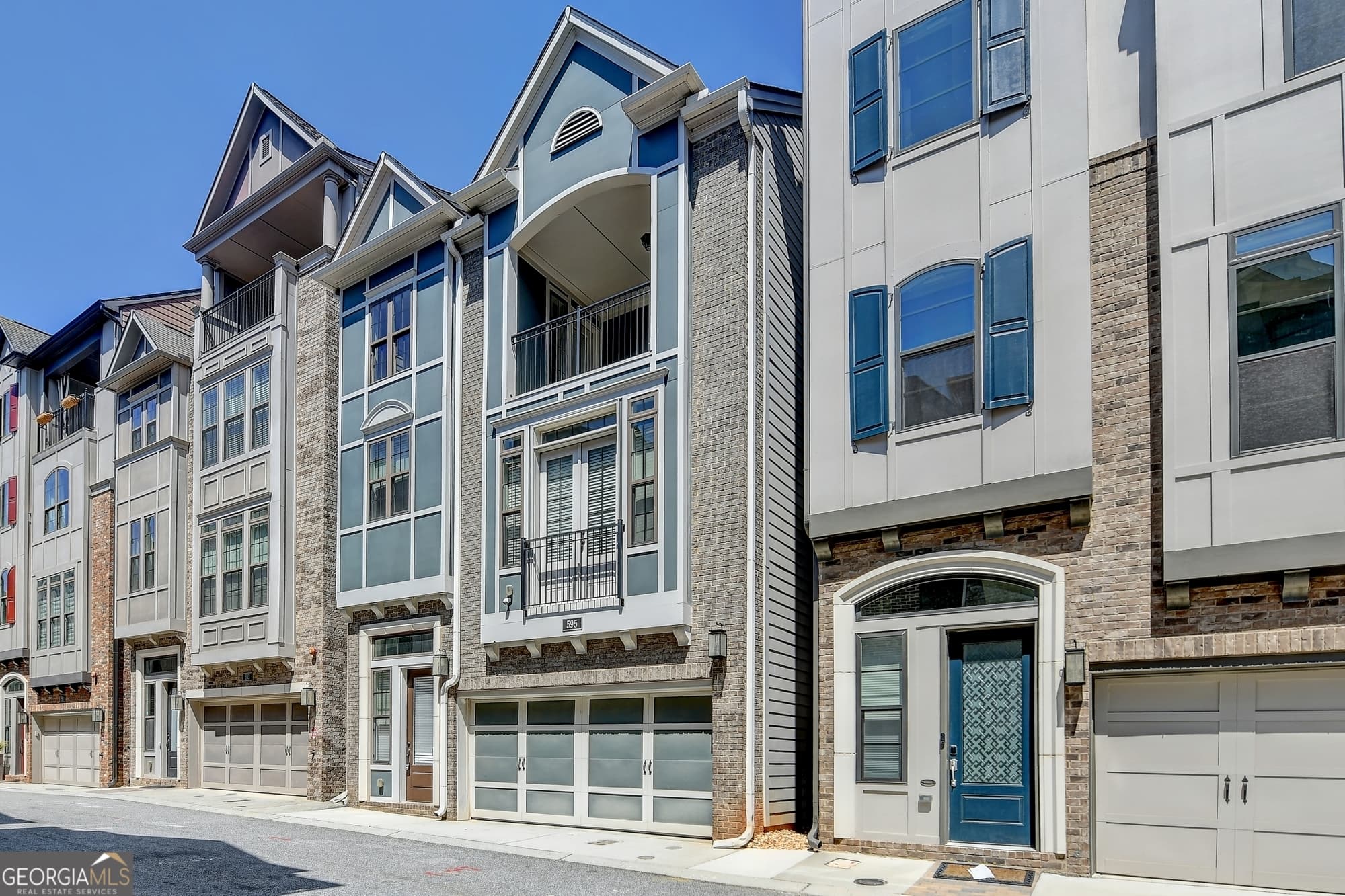 595 Broadview Ne Pl — photo 2