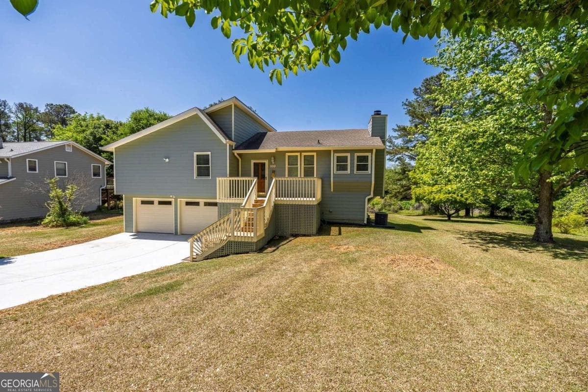 999 Malibu Dr — photo 2