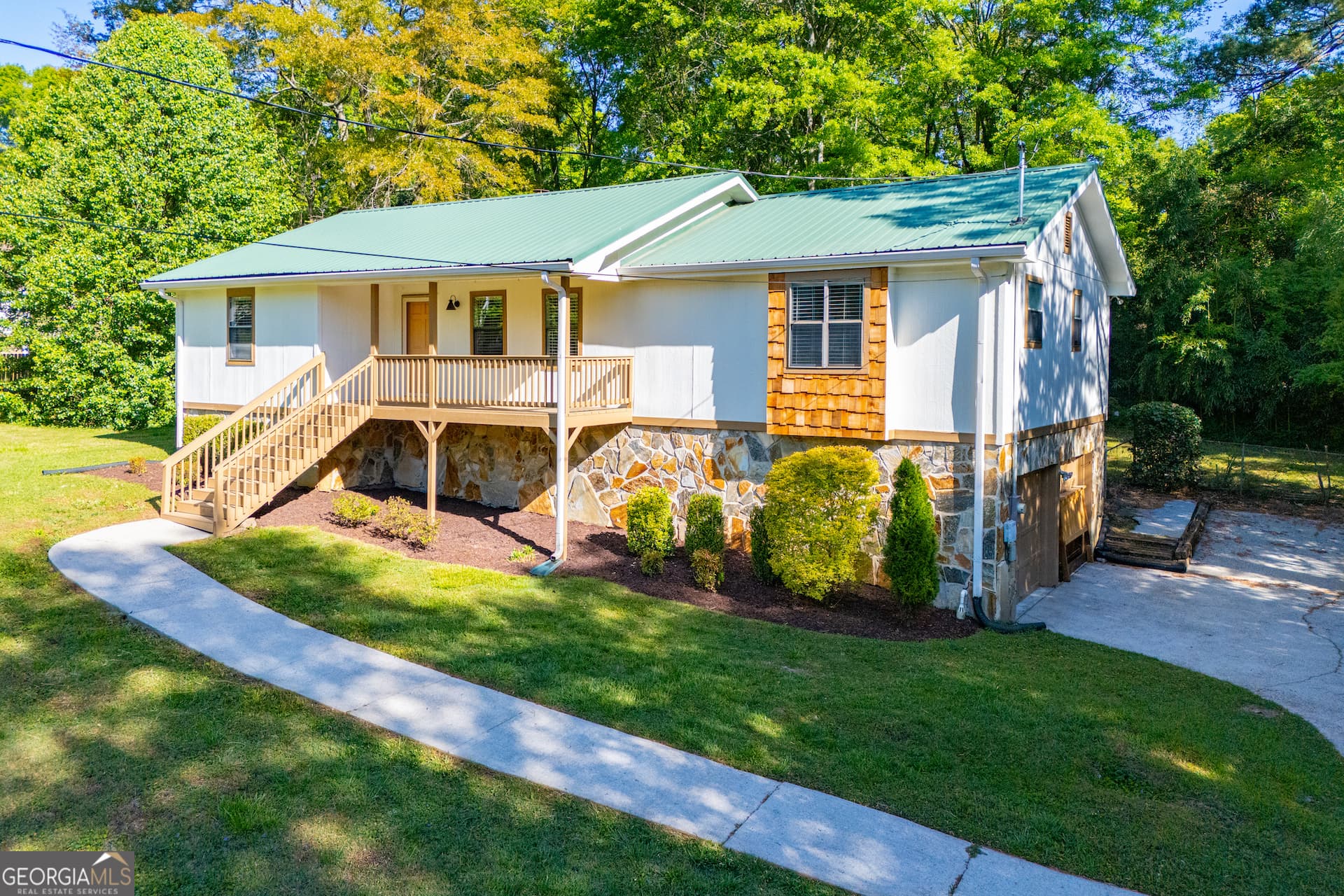 20 Meadowcliff Trail — photo 1