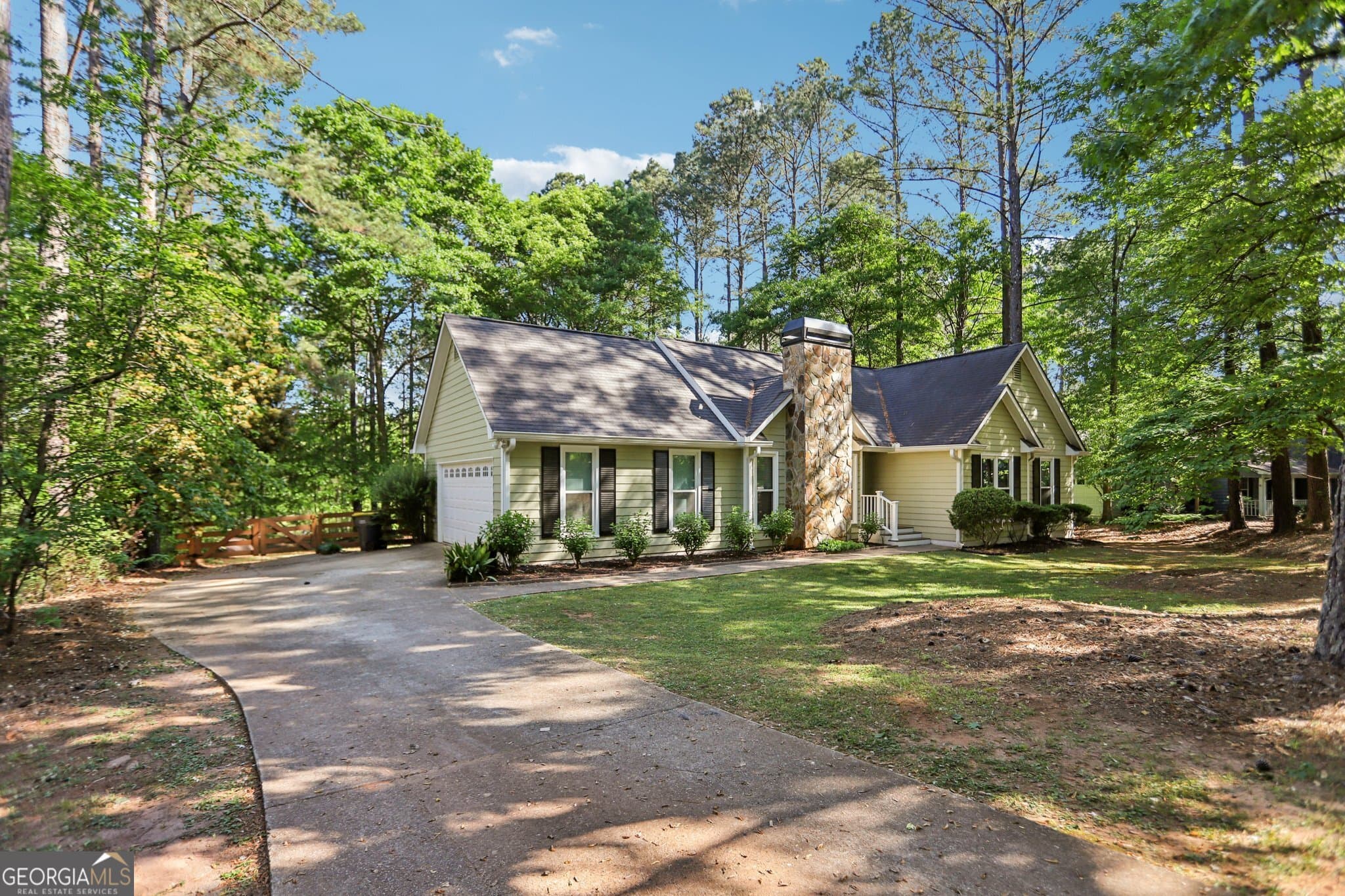 27 General Lee Dr — photo 2