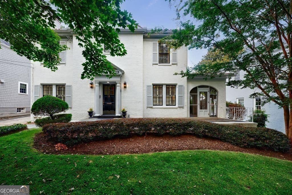 42 Camden Ne Rd — photo 2