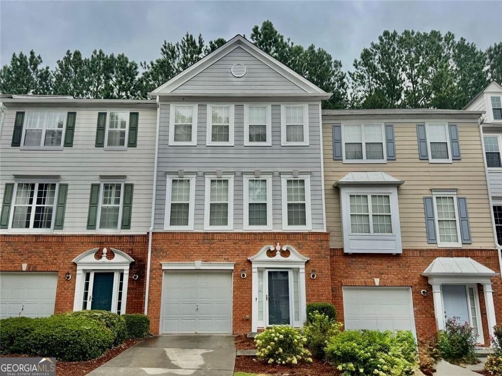 4001 Howell Park Rd — photo 1