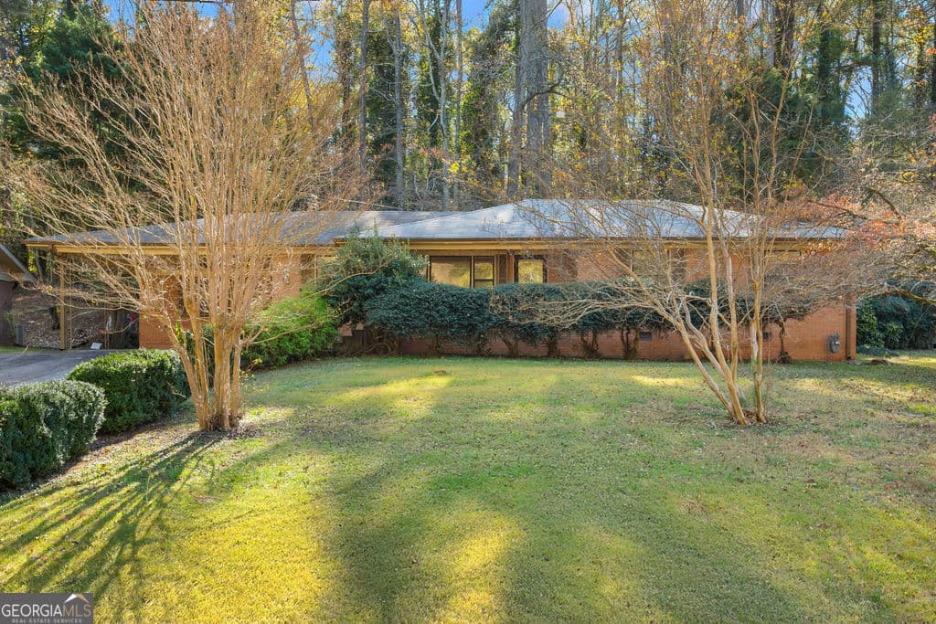 130 Club Dr — photo 1