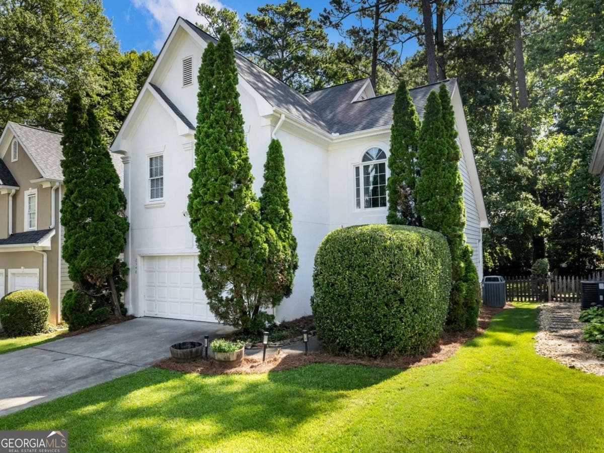 2348 Logan Ne Circle — photo 1