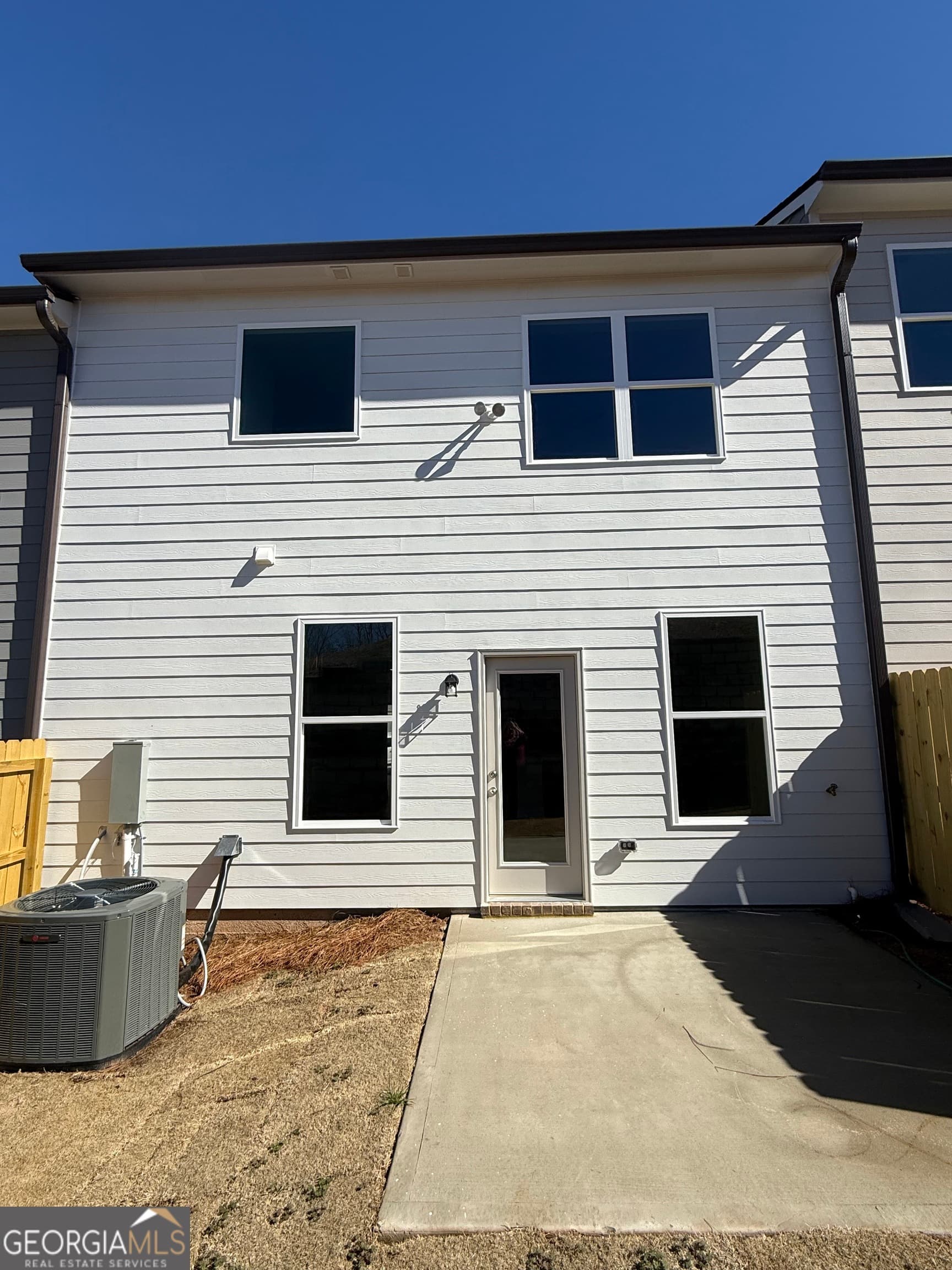 3995 Streamlet Way 157 — photo 2