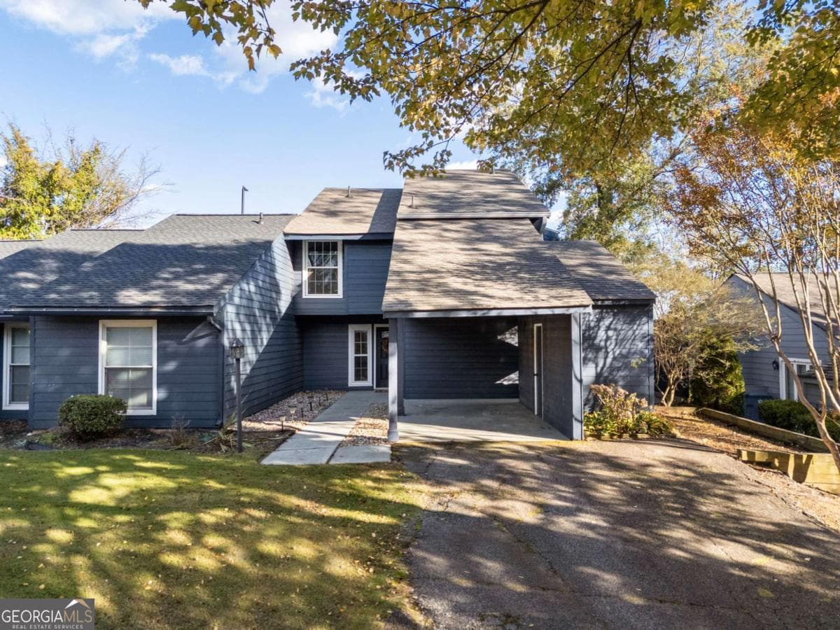 144 Woodhaven Way — photo 2