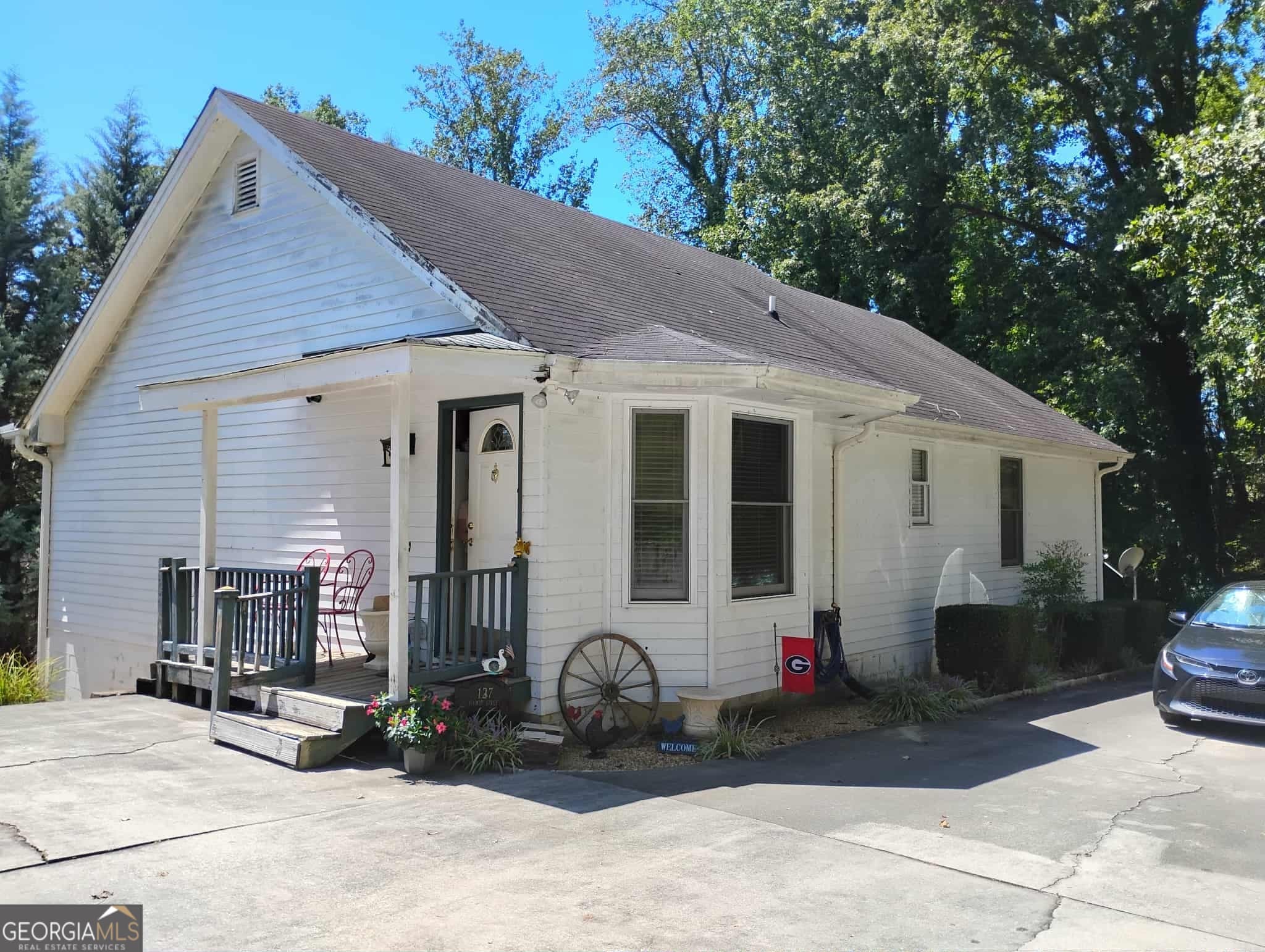 127 Hamby St — photo 1