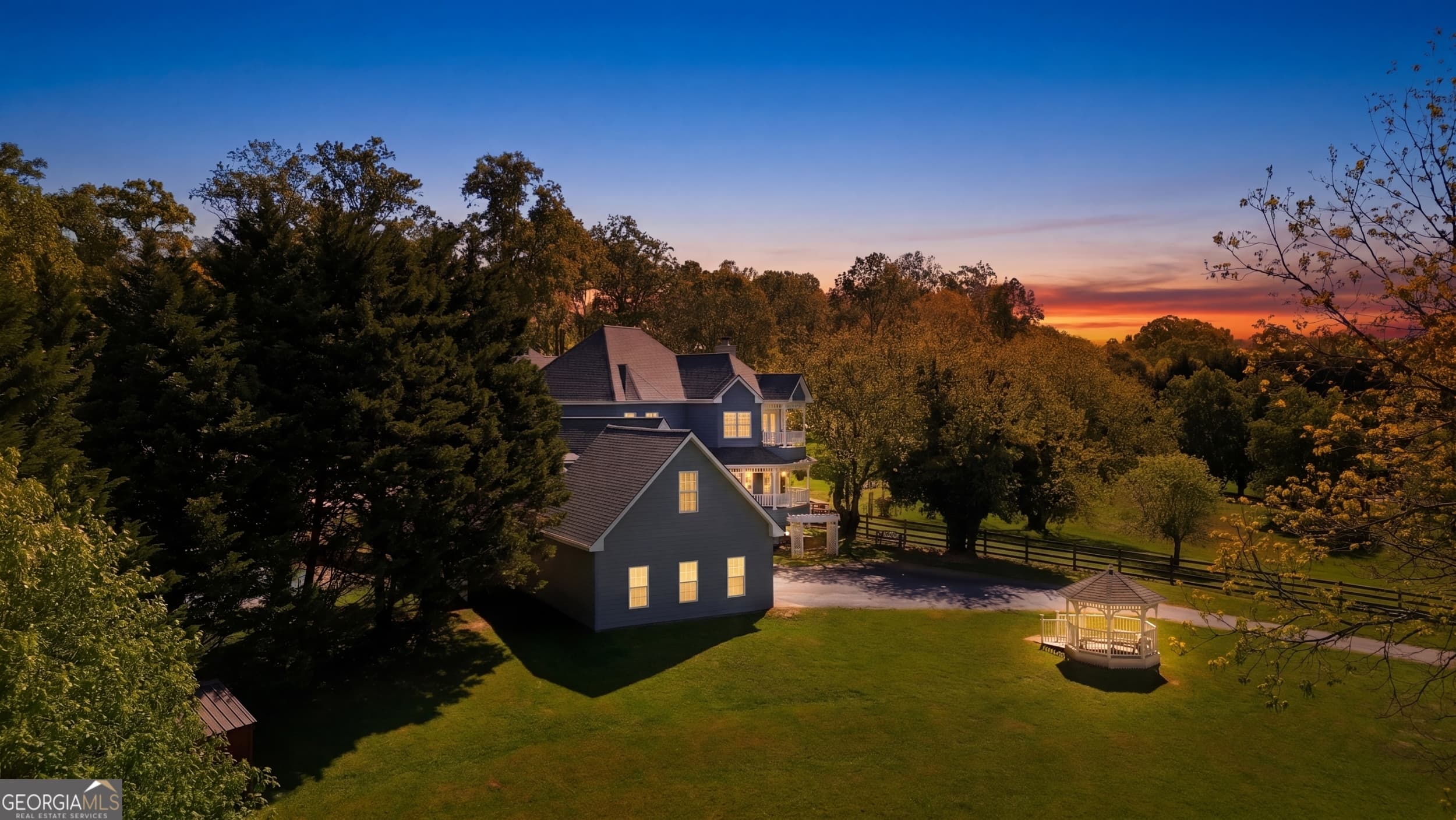 1910 Hancock Rd — photo 2