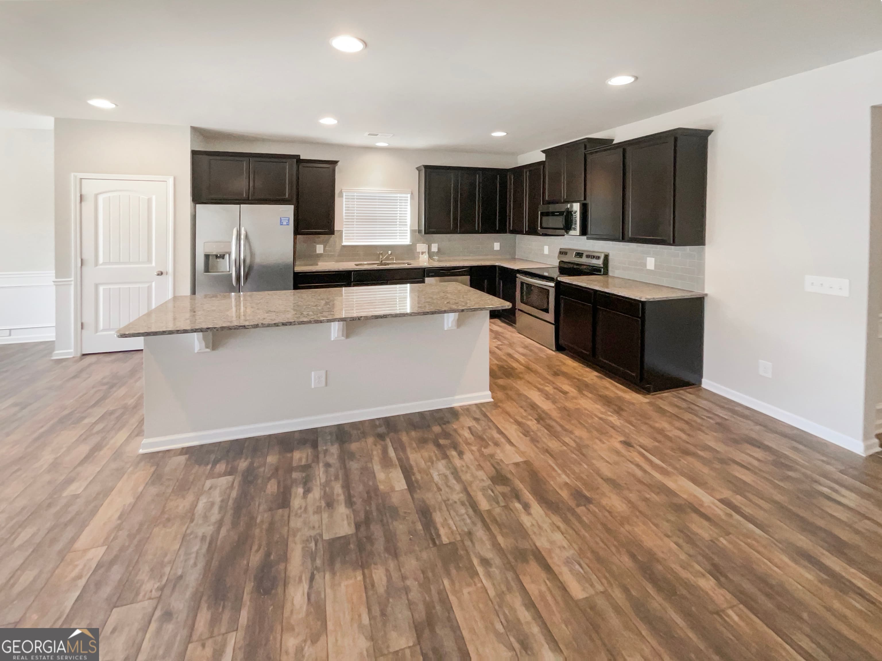 101 Thomaston St — photo 2