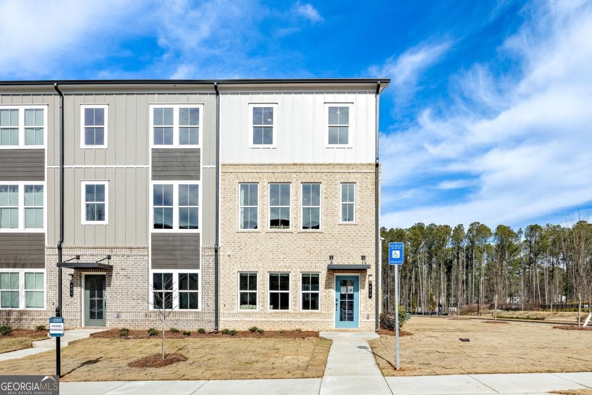 801 Cameron Trail — photo 1