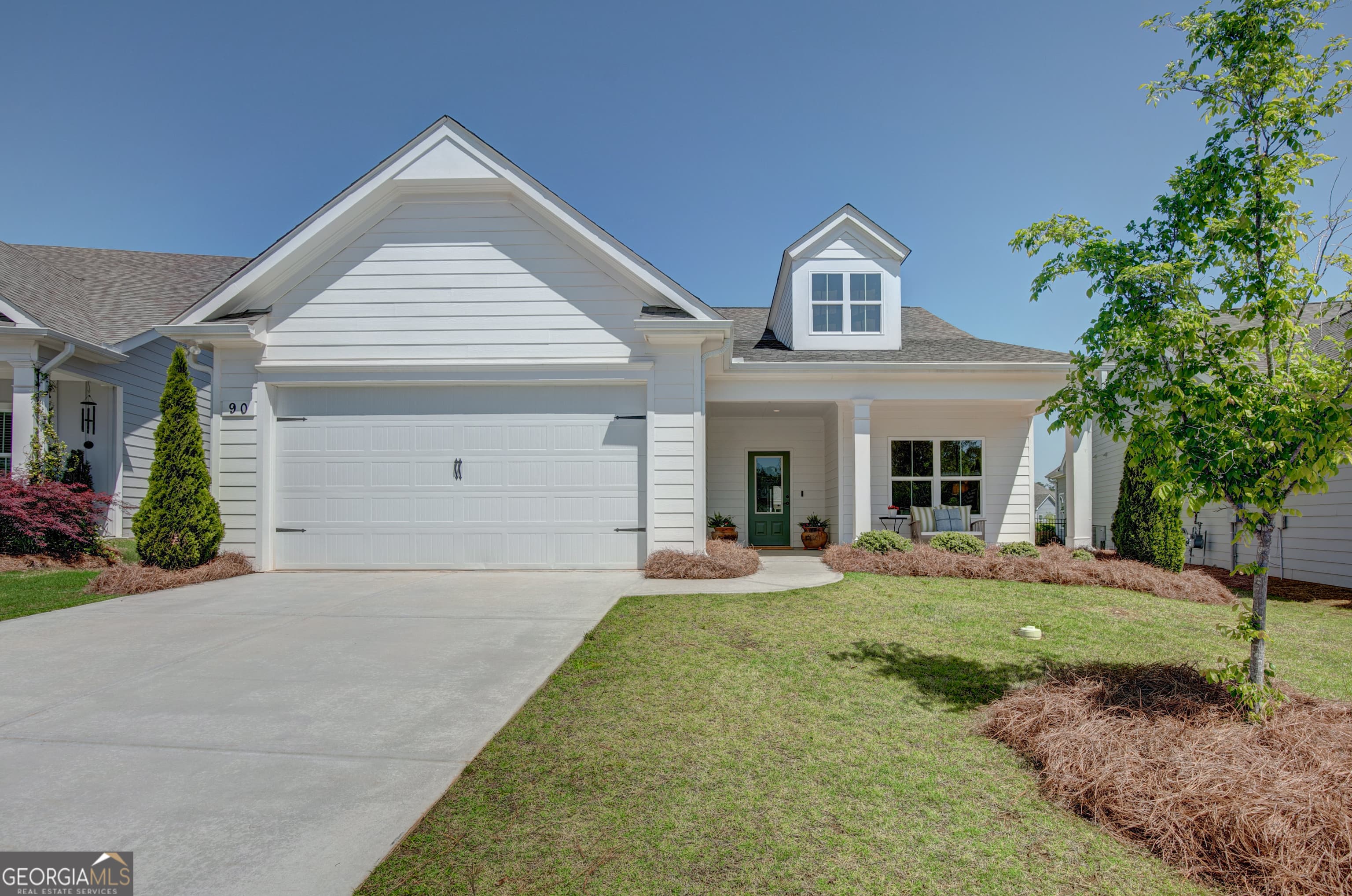 90 Pinedale Ln — photo 2