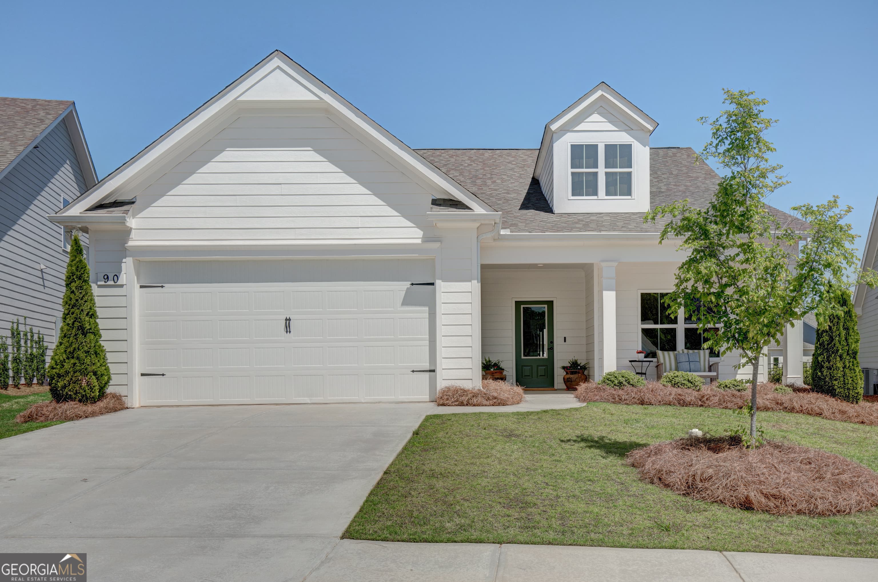 90 Pinedale Ln — photo 1