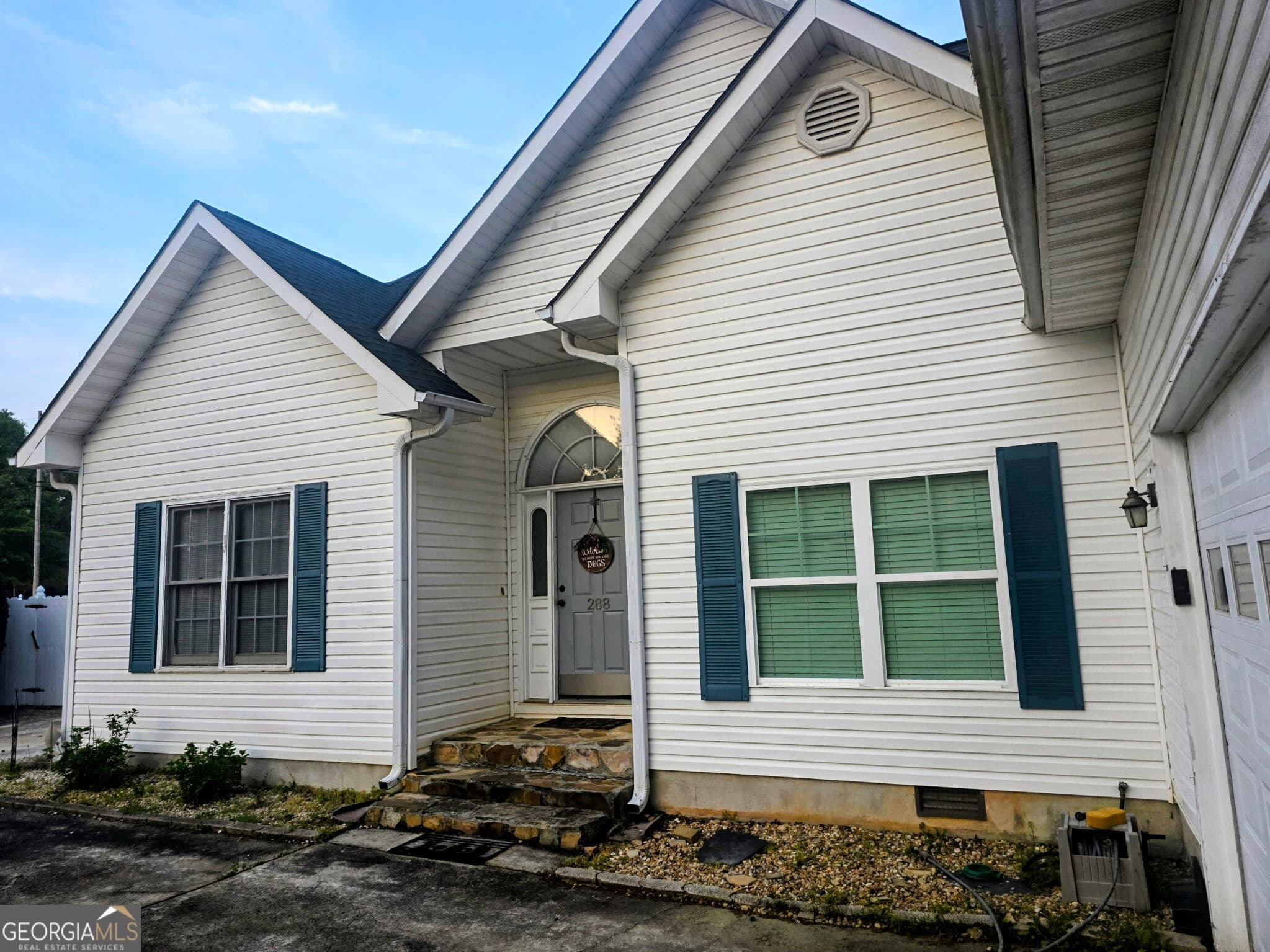 288 Westmoreland Rd — photo 2