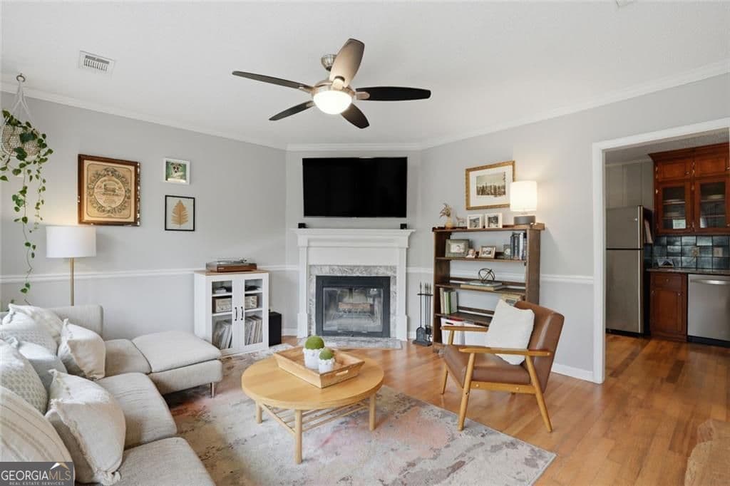 740 Polk Nw St — photo 2