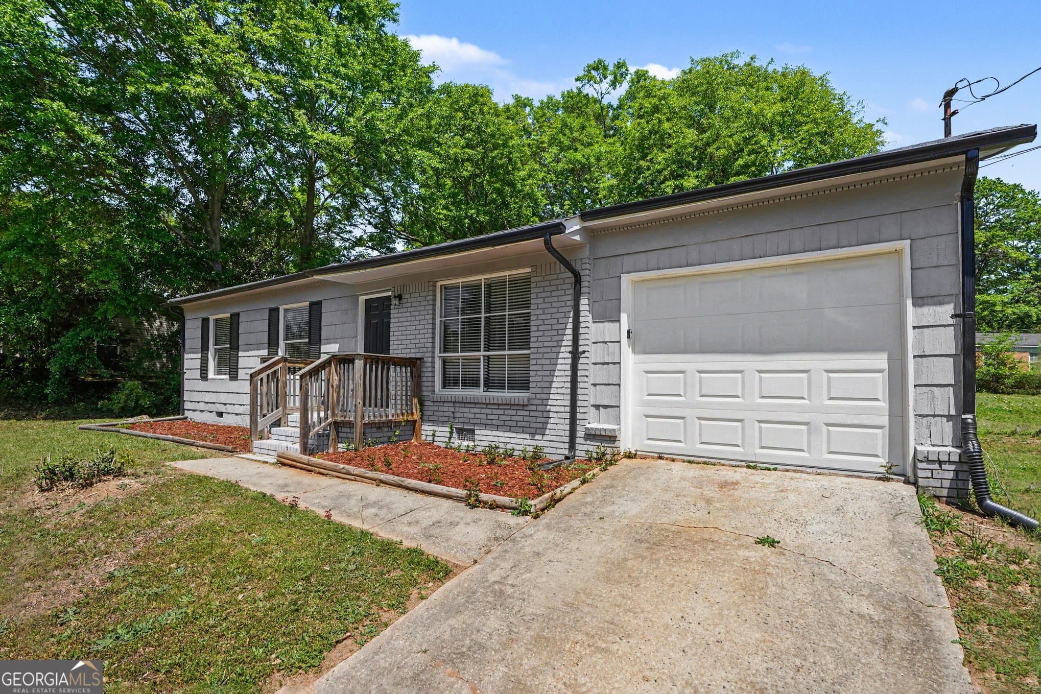 4 Midland Park Ln — photo 2